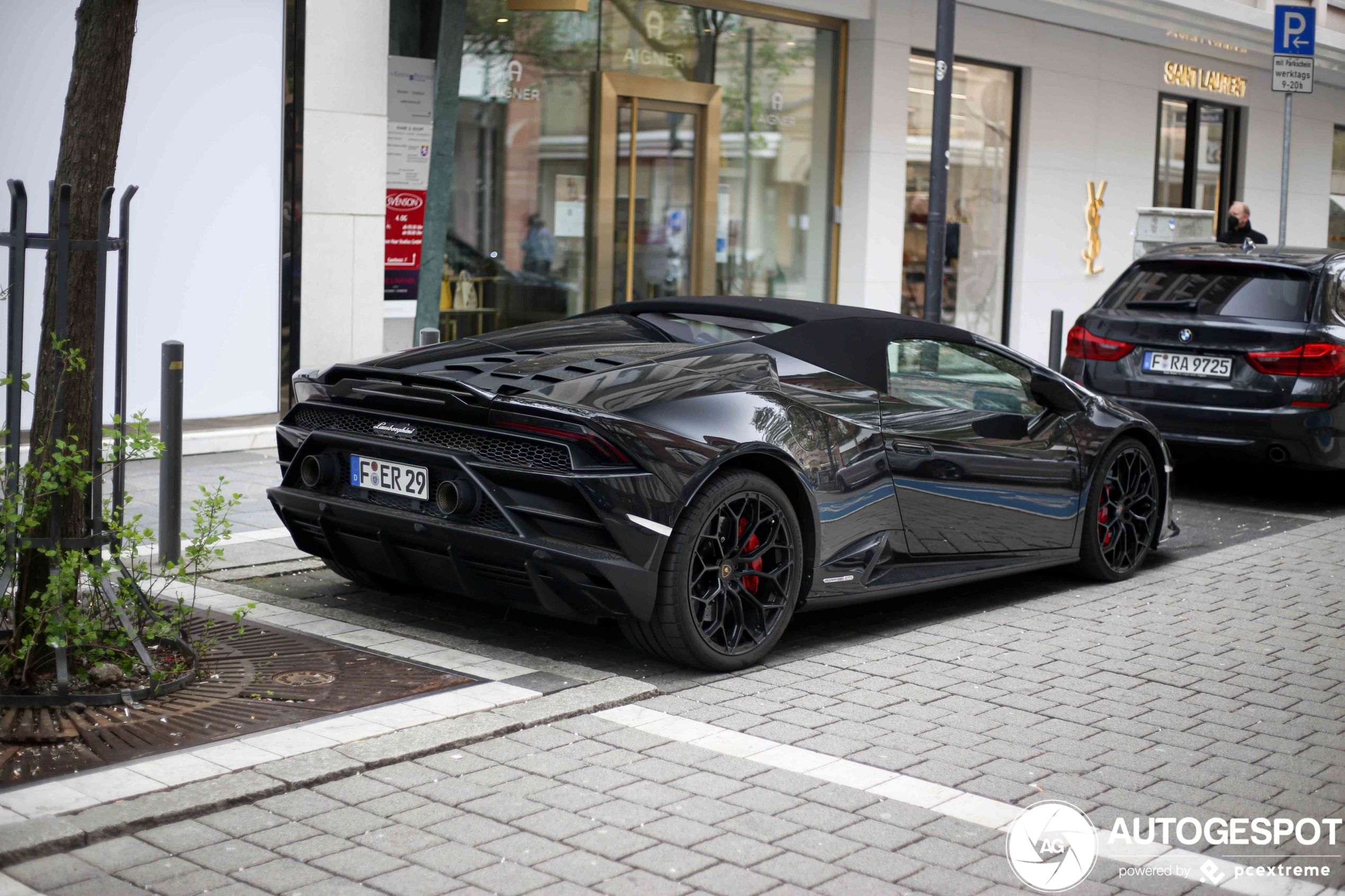 Lamborghini Huracán LP640-4 EVO Spyder