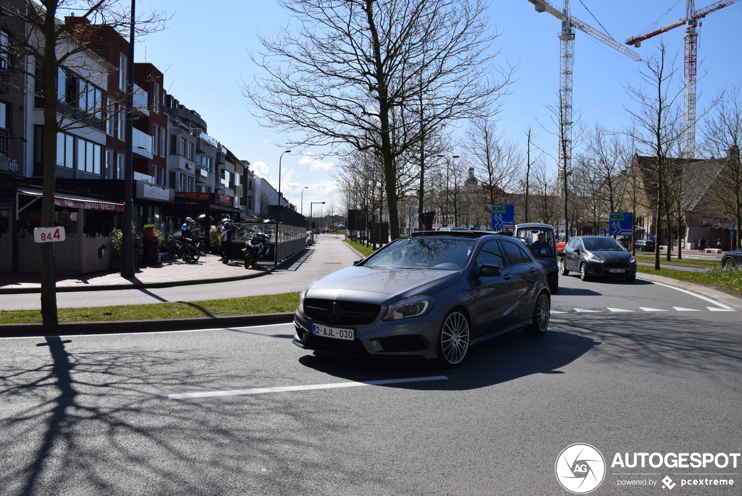 Mercedes-Benz A 45 AMG