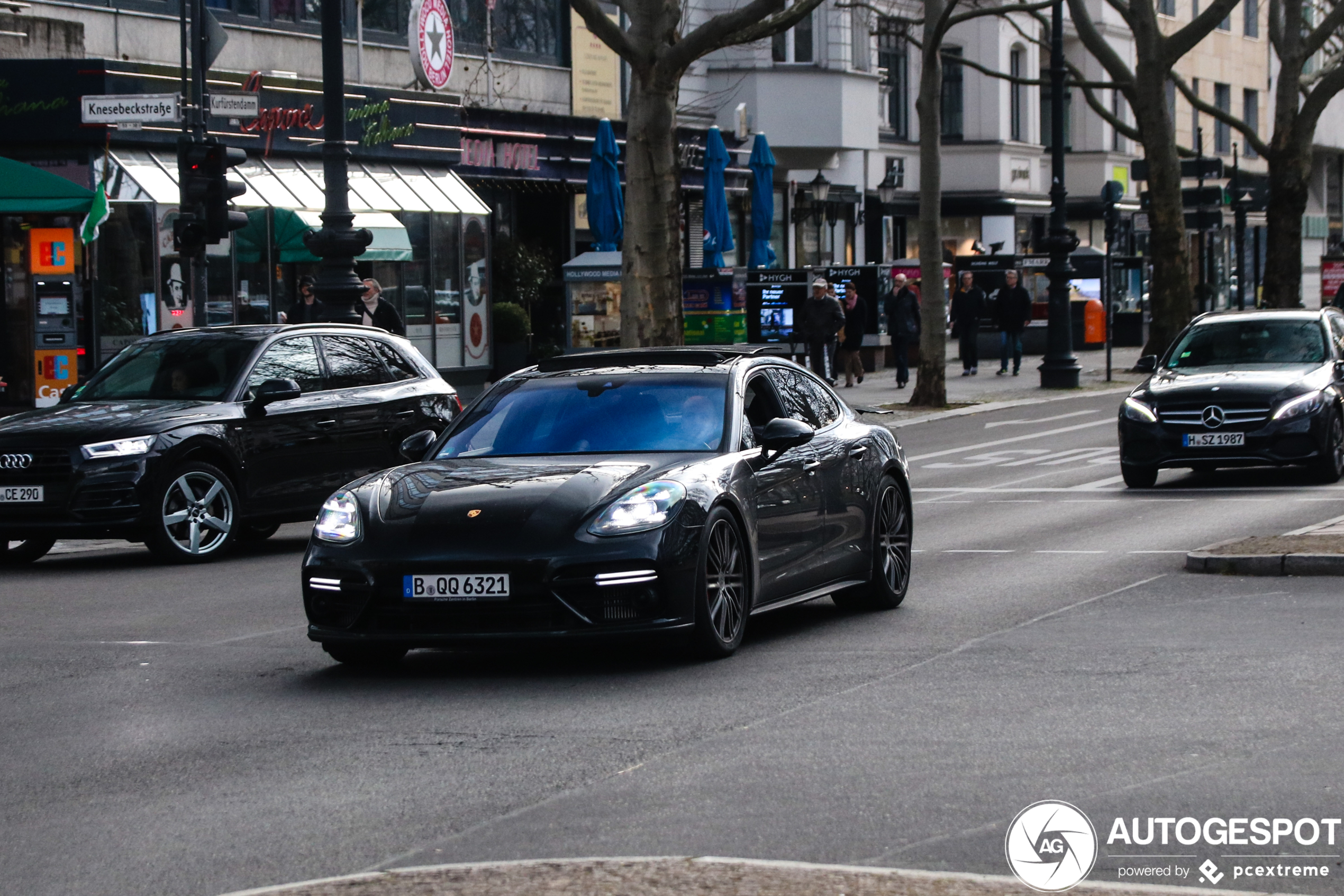 Porsche 971 Panamera Turbo