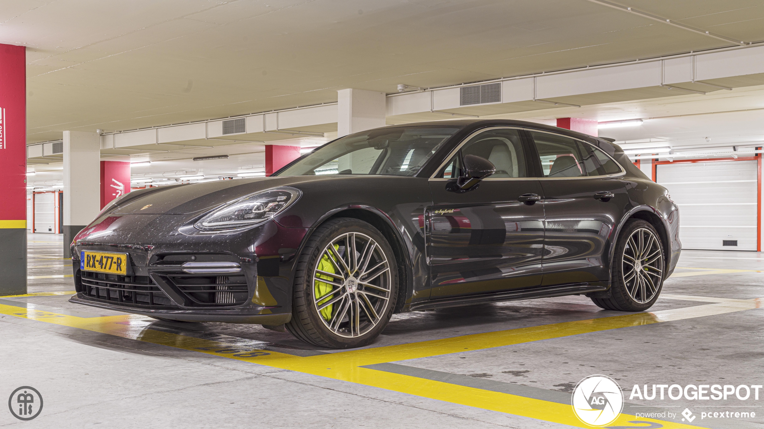 Porsche 971 Panamera Turbo S E-Hybrid Sport Turismo