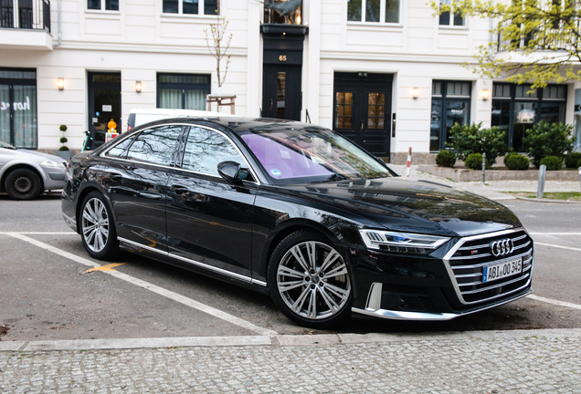 Audi S8 D5