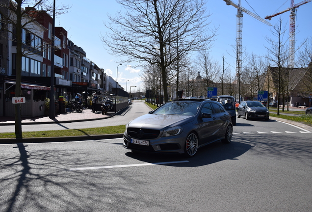 Mercedes-Benz A 45 AMG