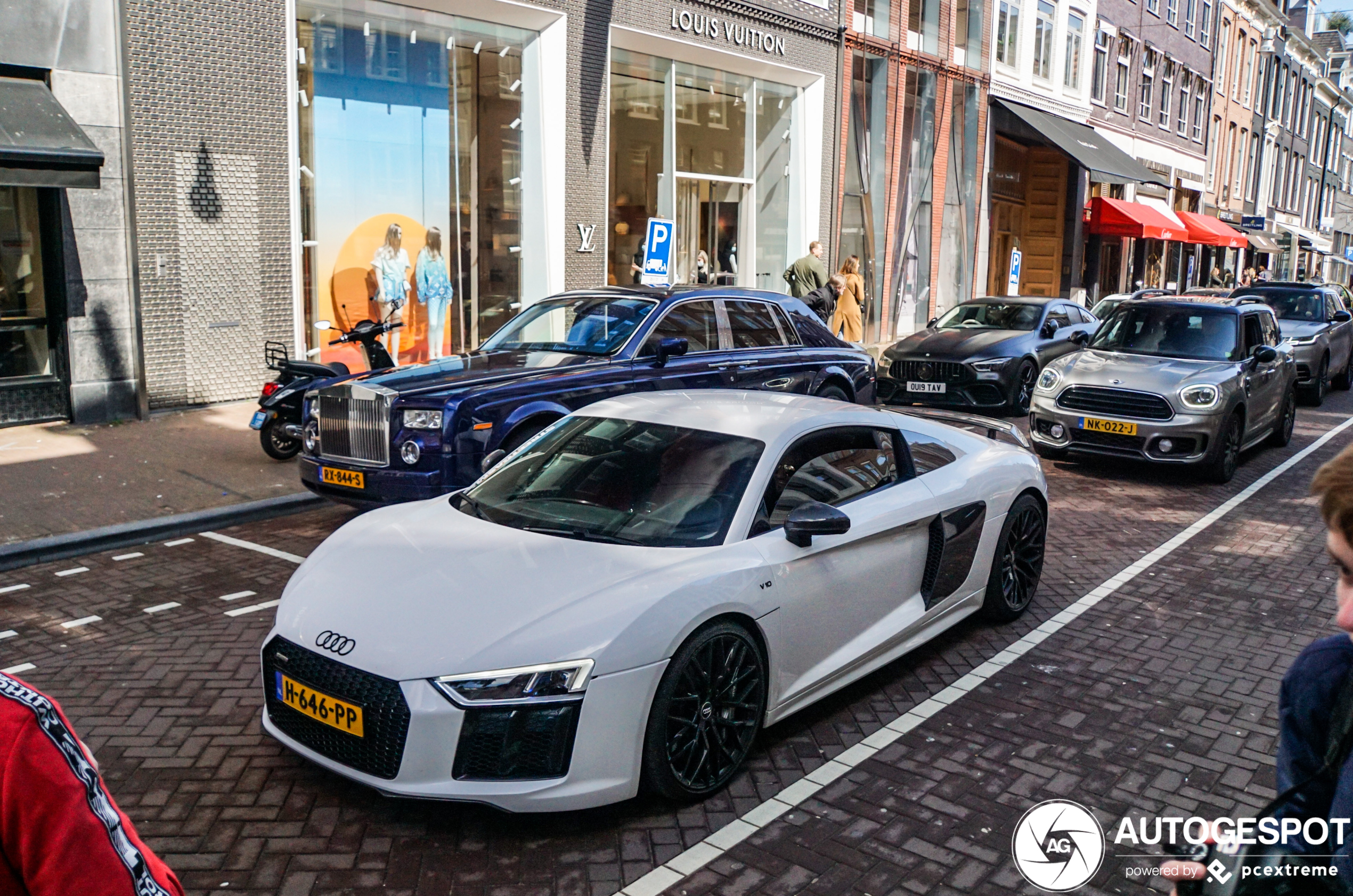 Audi R8 V10 Plus 2015