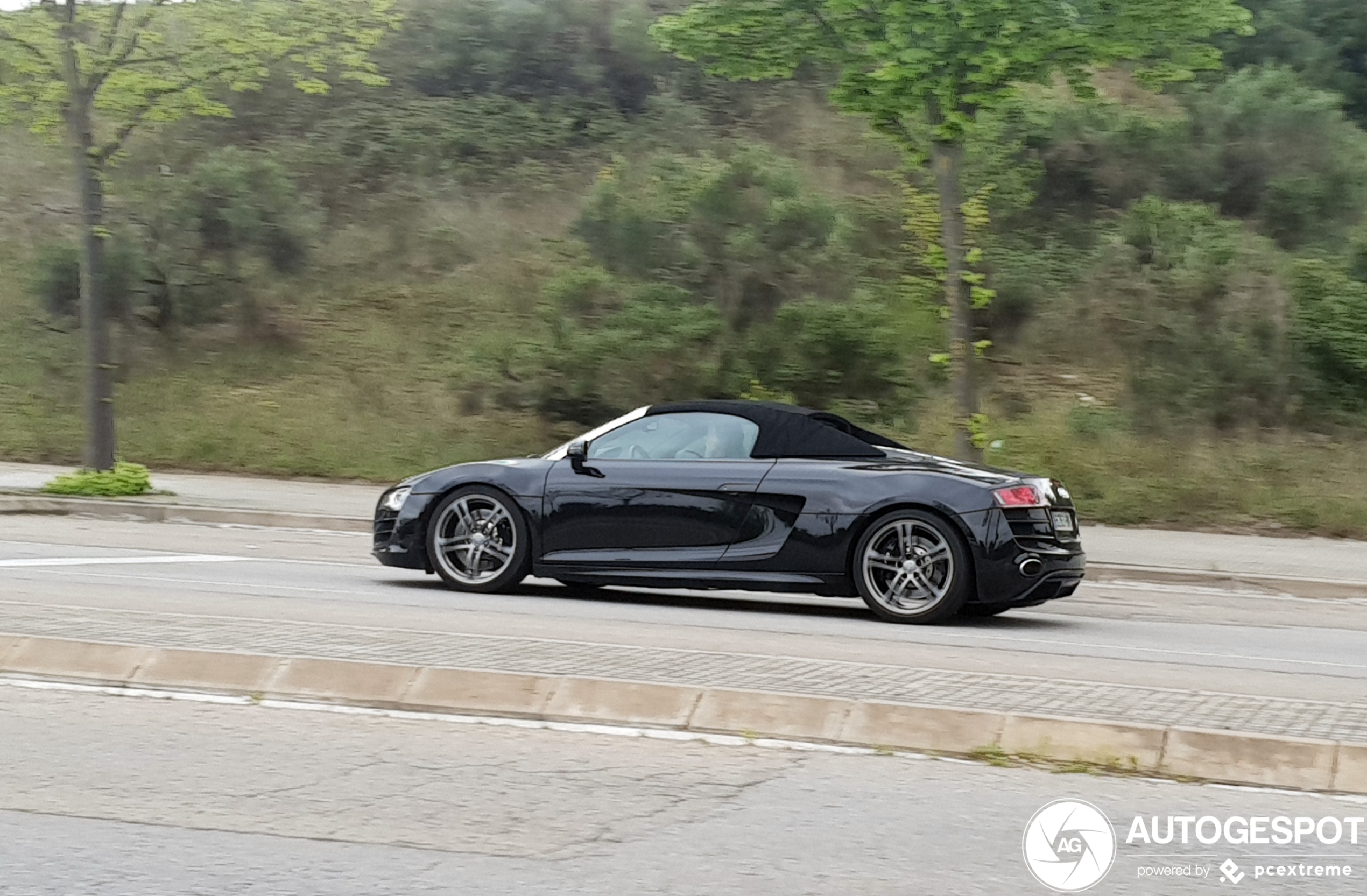 Audi R8 V10 Spyder