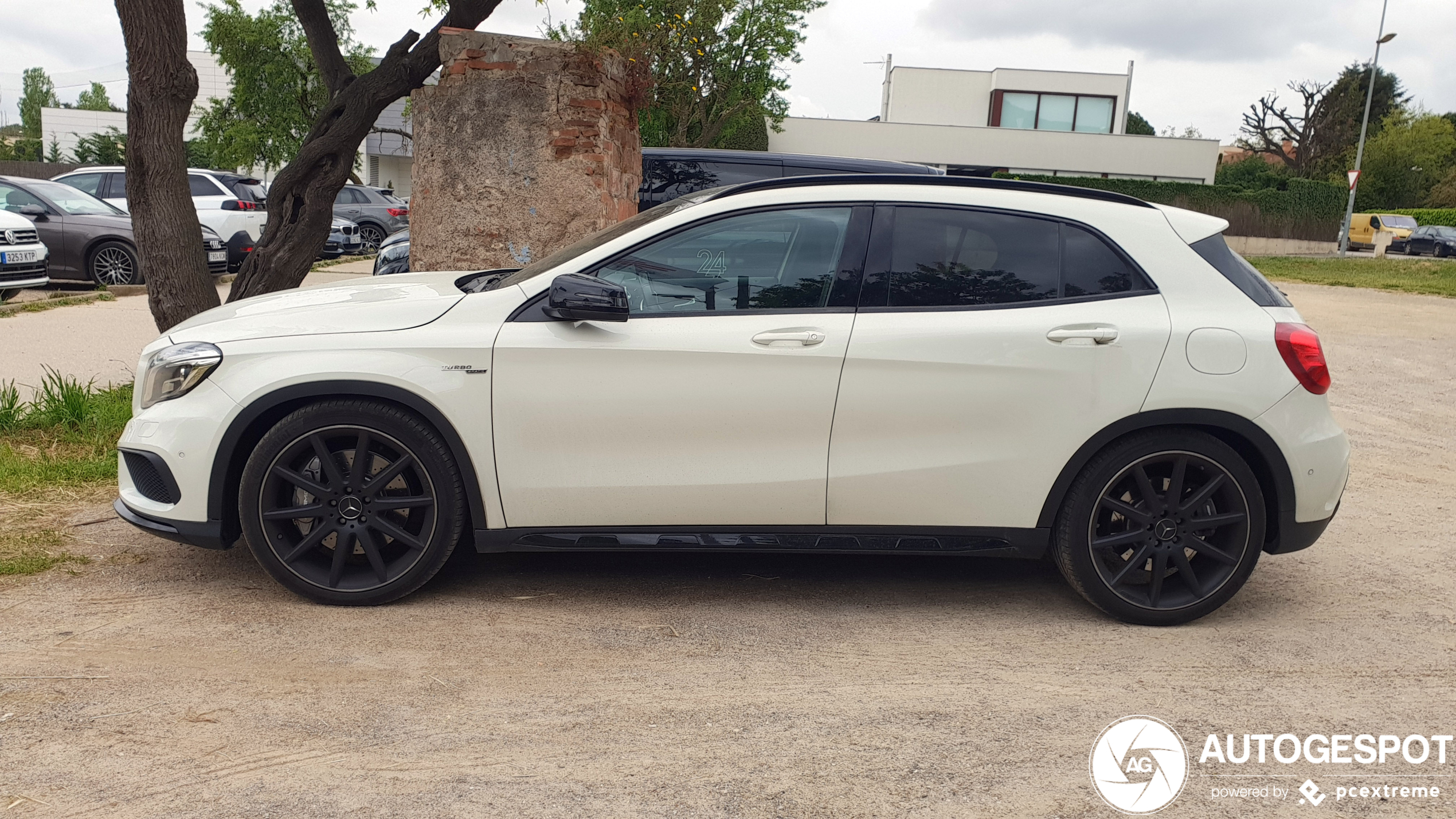 Mercedes-AMG GLA 45 X156