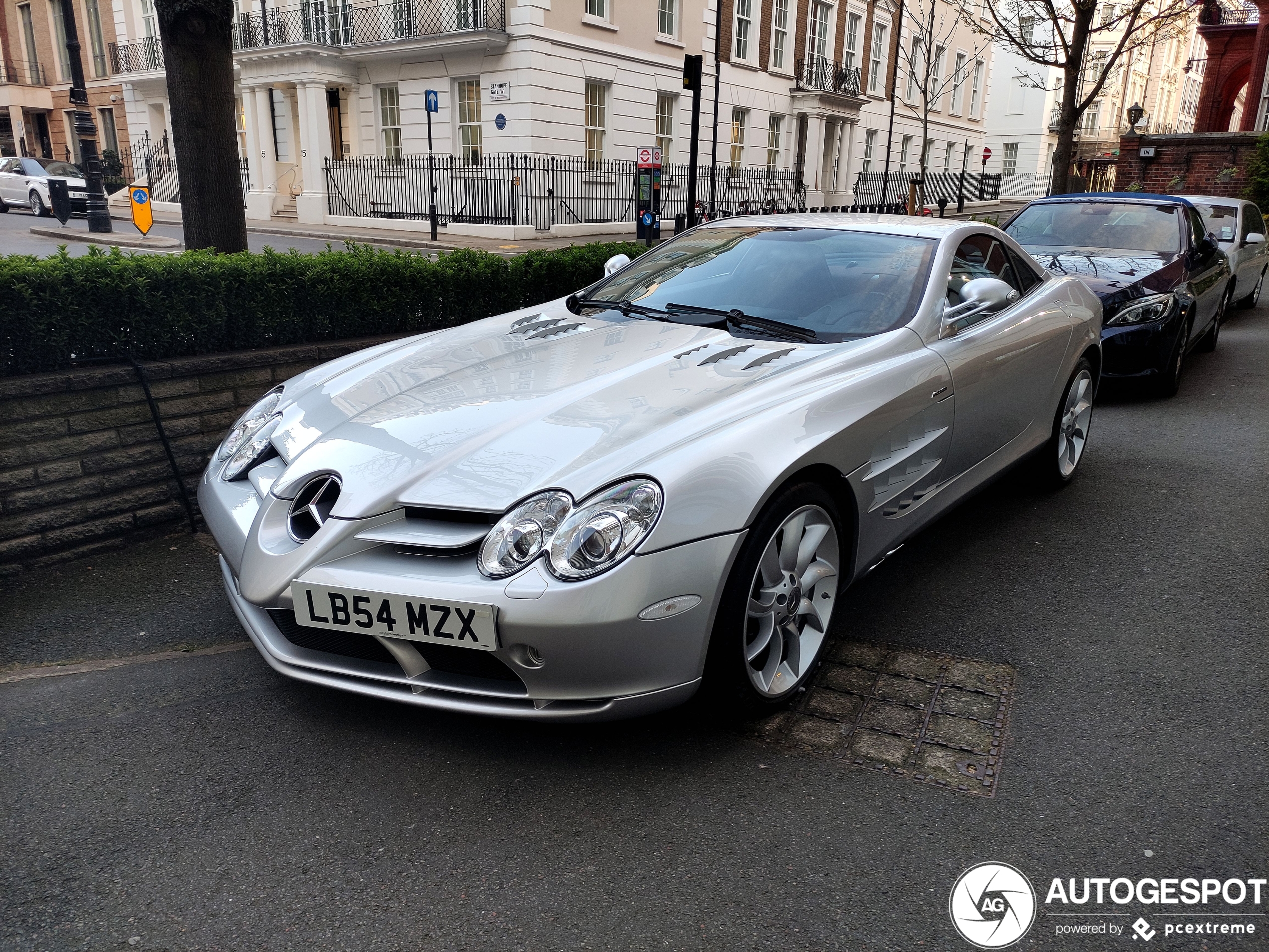 Mercedes-Benz SLR McLaren