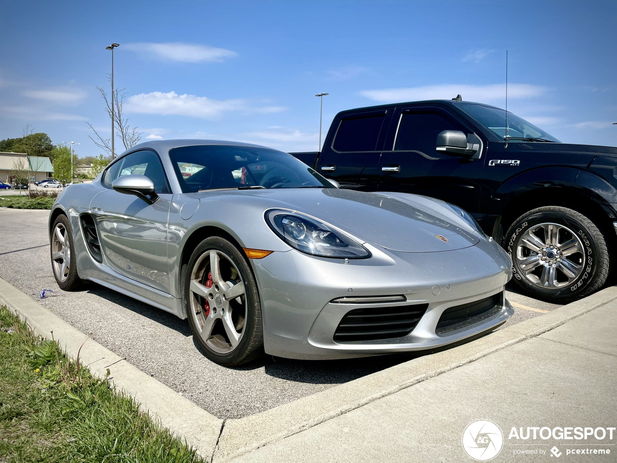 Porsche 718 Cayman S