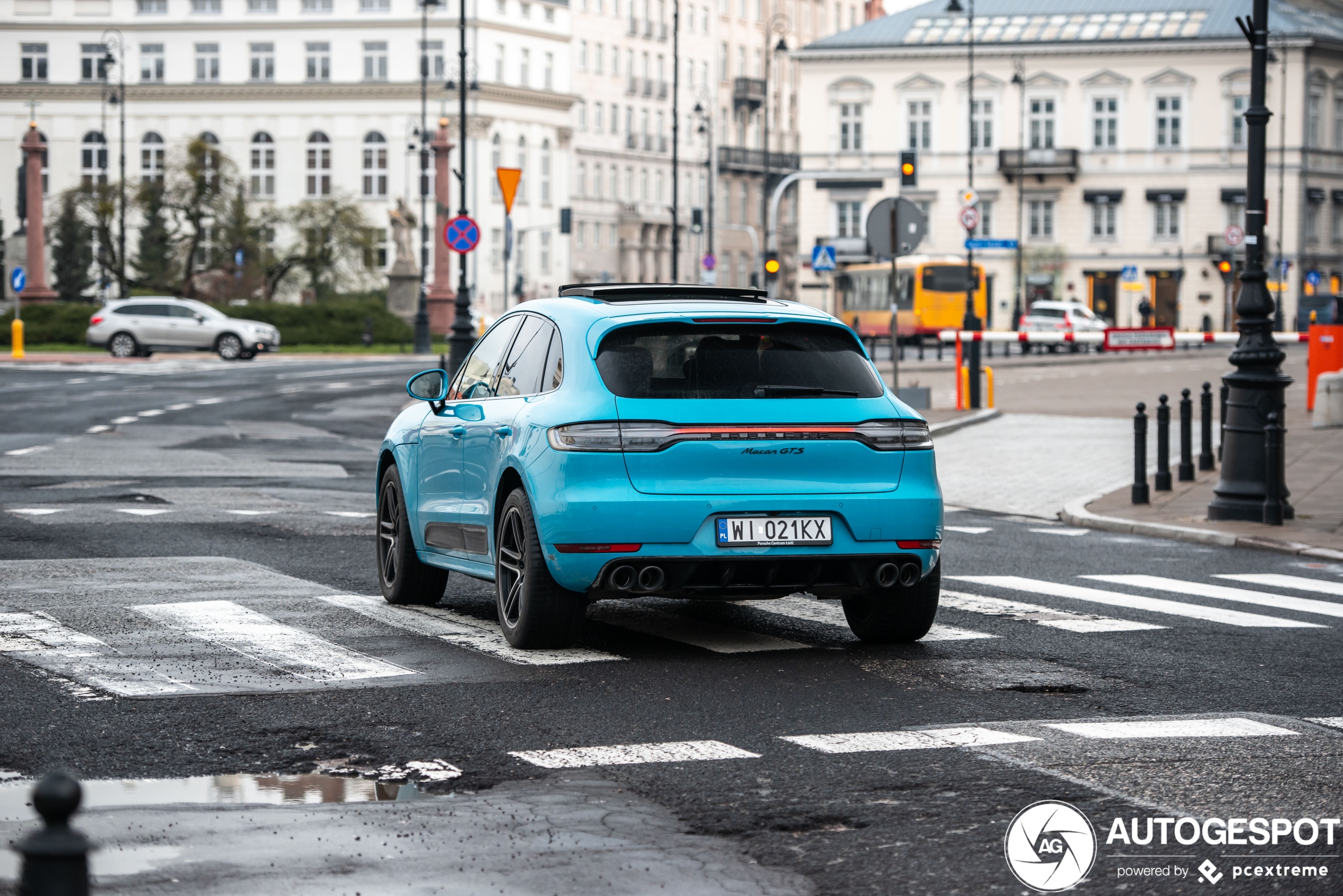 Porsche 95B Macan GTS MkII