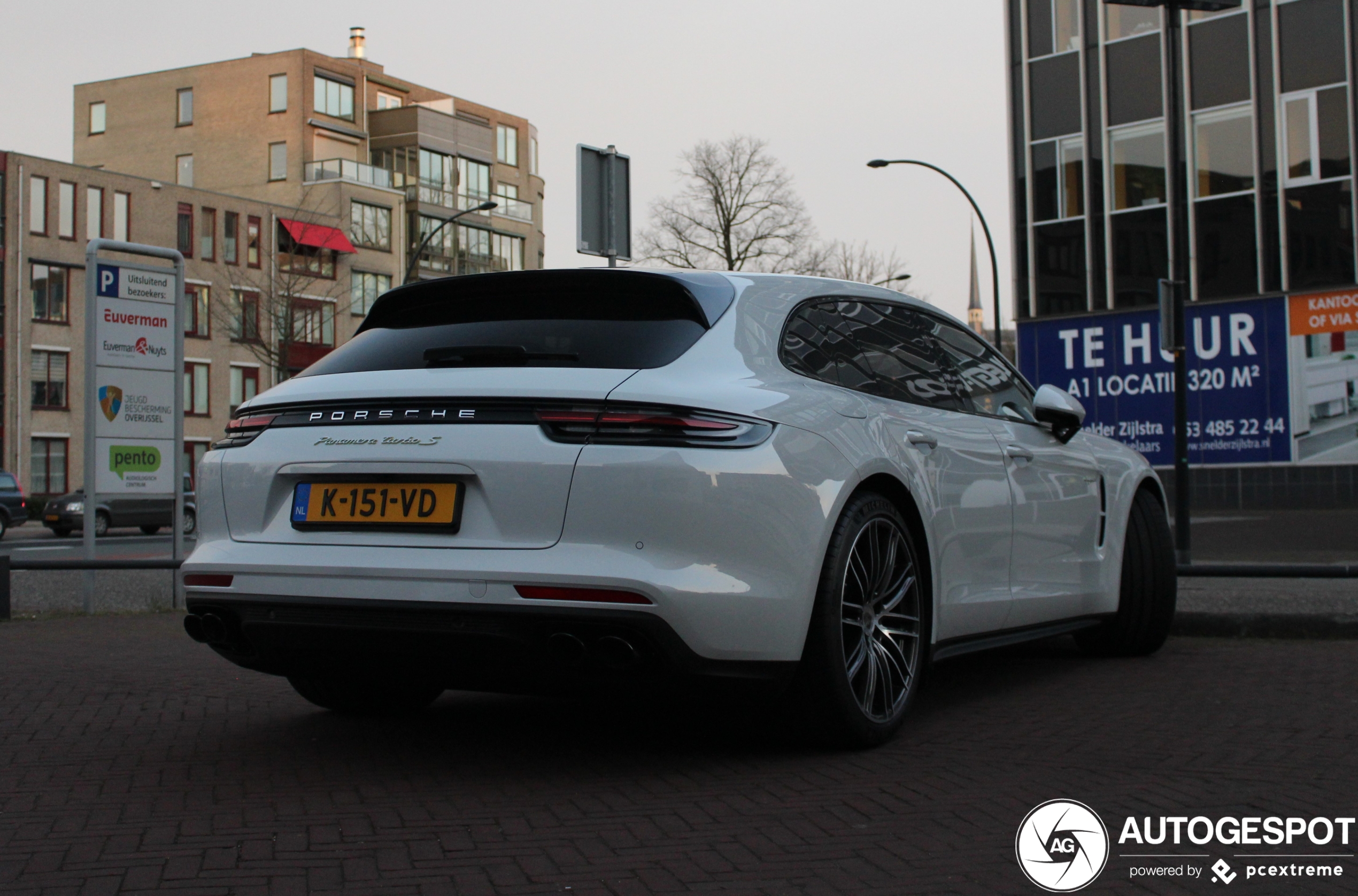 Porsche 971 Panamera Turbo S E-Hybrid Sport Turismo