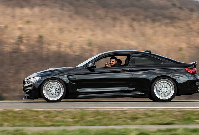 BMW M4 F82 Coupé