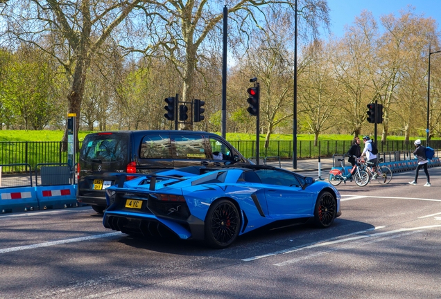 Lamborghini Aventador LP750-4 SuperVeloce Roadster