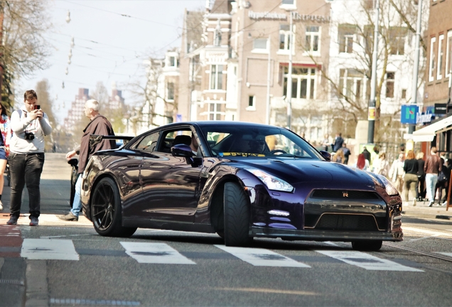 Nissan GT-R 2013