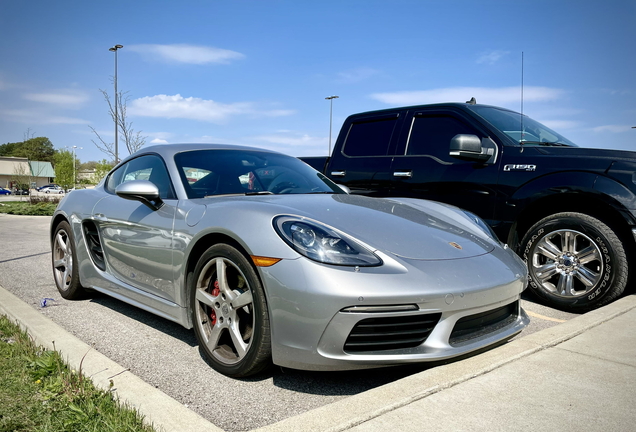 Porsche 718 Cayman S