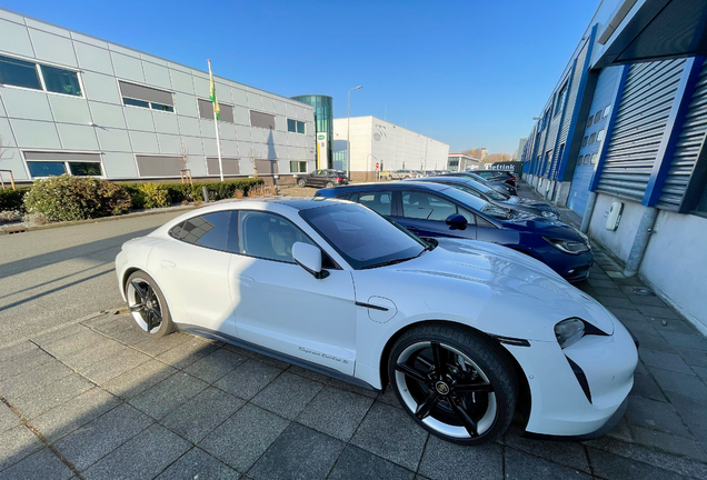 Porsche Taycan Turbo S