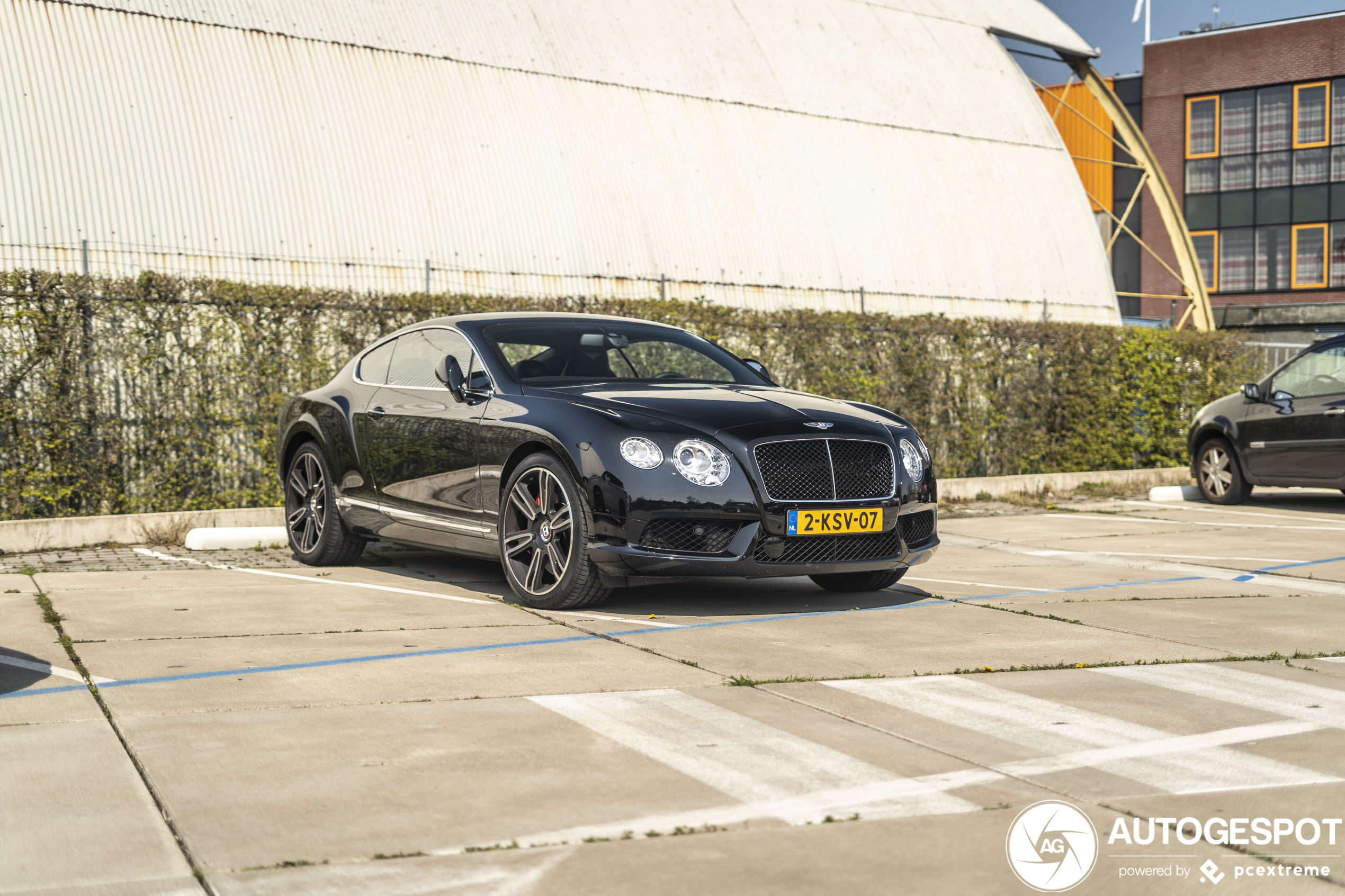 Bentley Continental GT V8