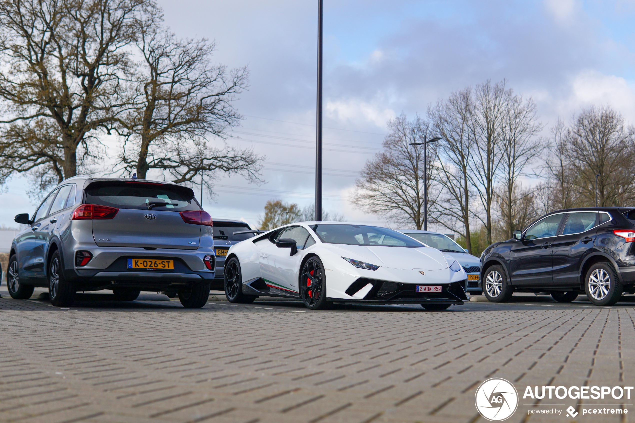 Lamborghini Huracán LP640-4 Performante