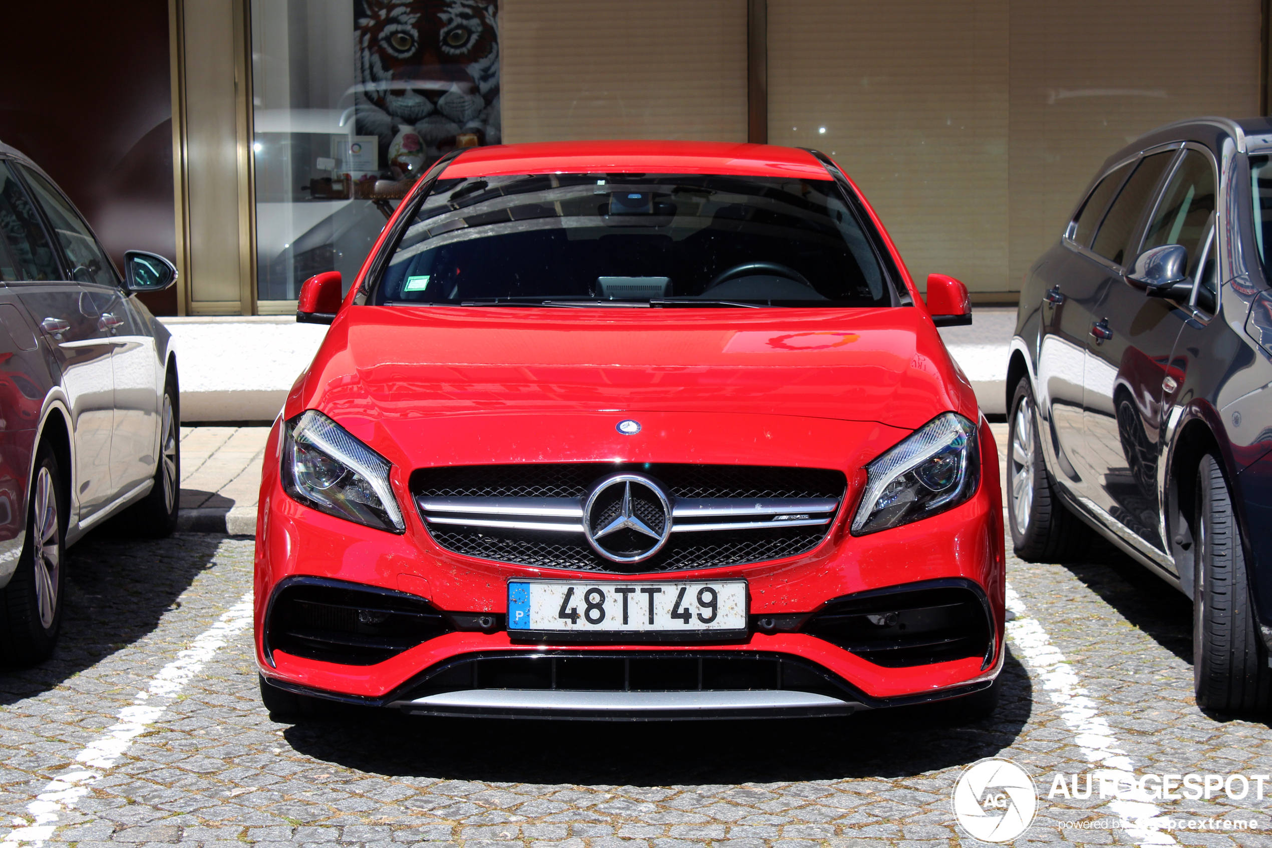 Mercedes-AMG A 45 W176 2015