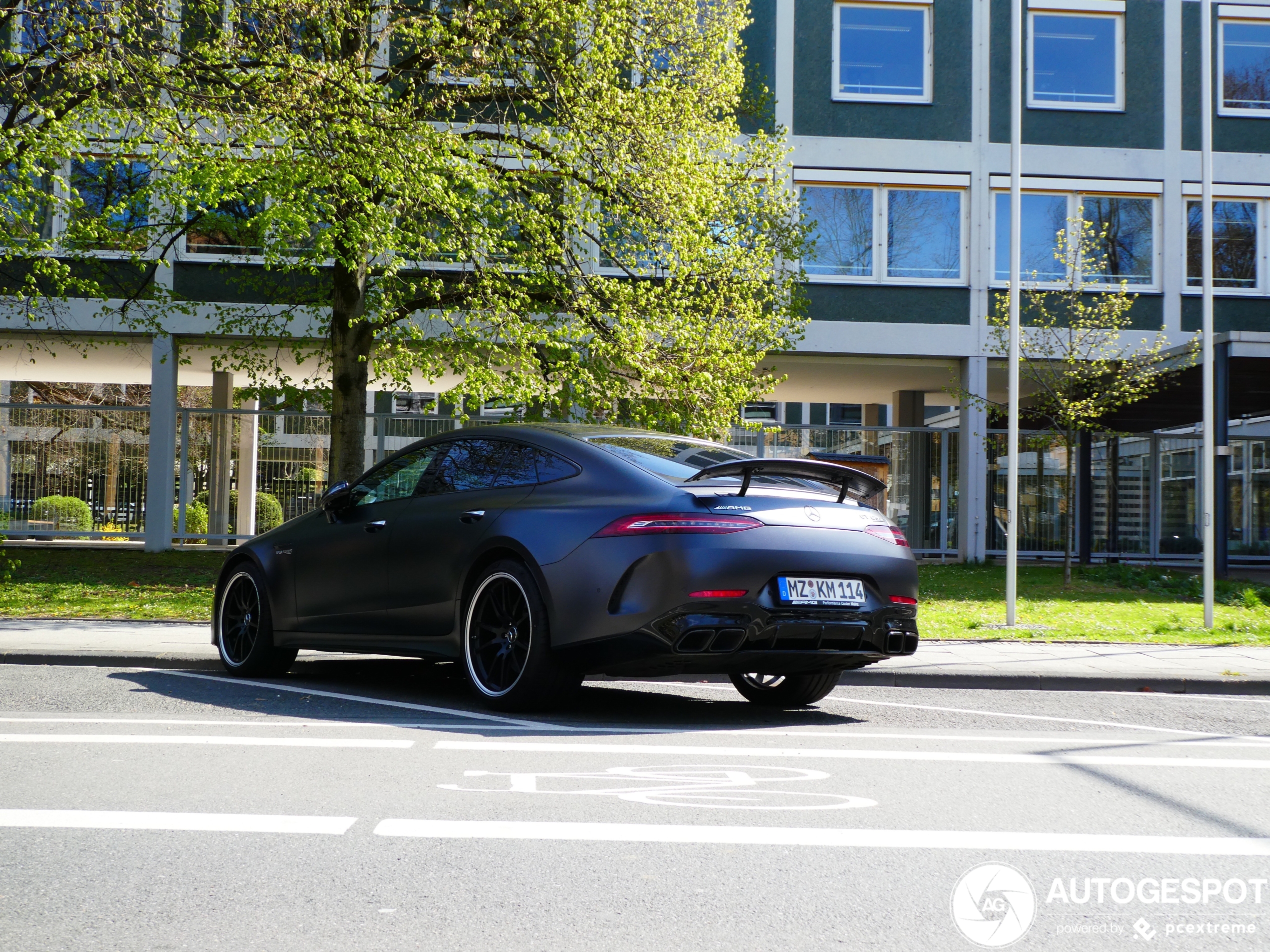 Mercedes-AMG GT 63 S X290