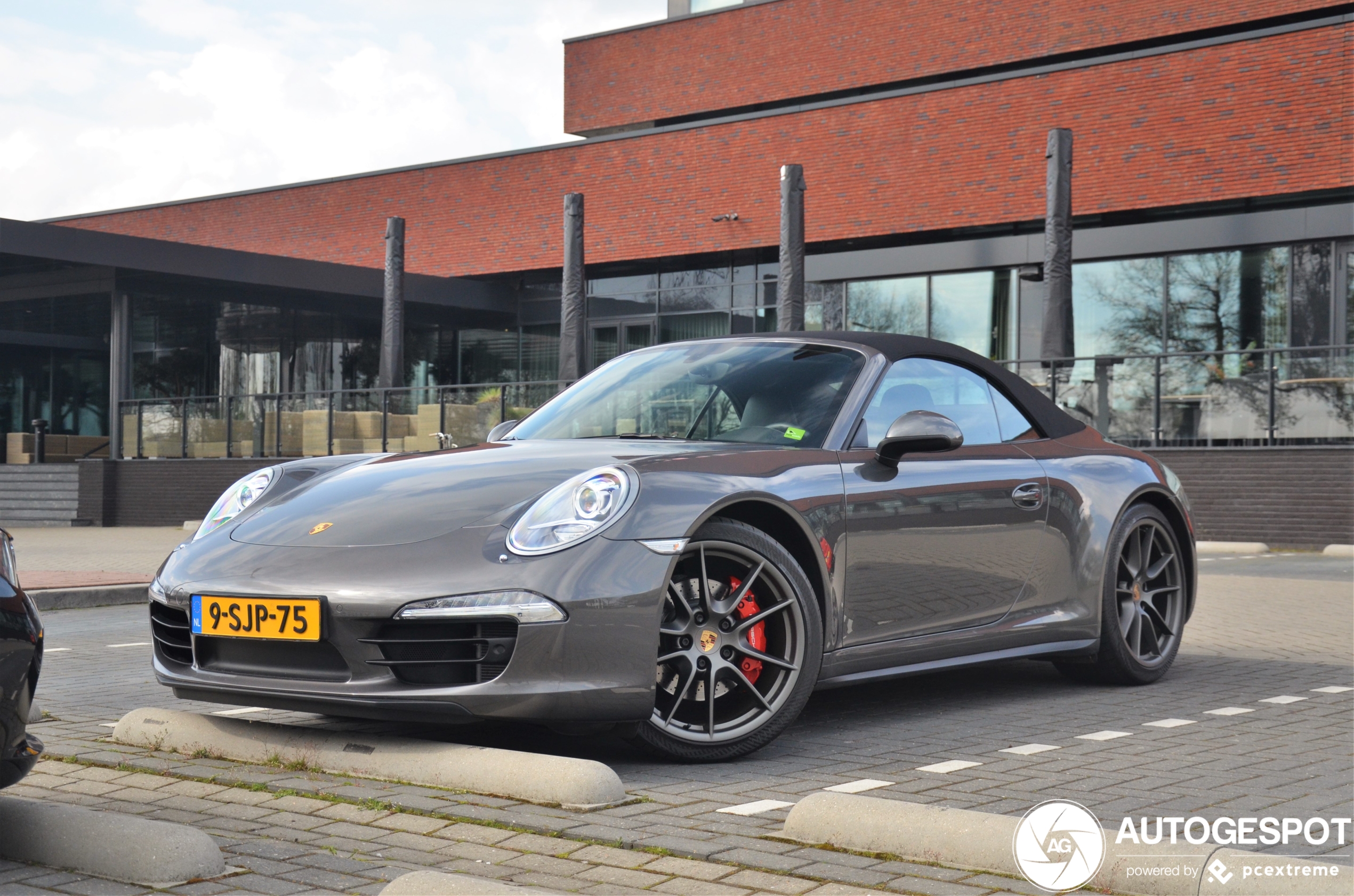 Porsche 991 Carrera 4S Cabriolet MkI