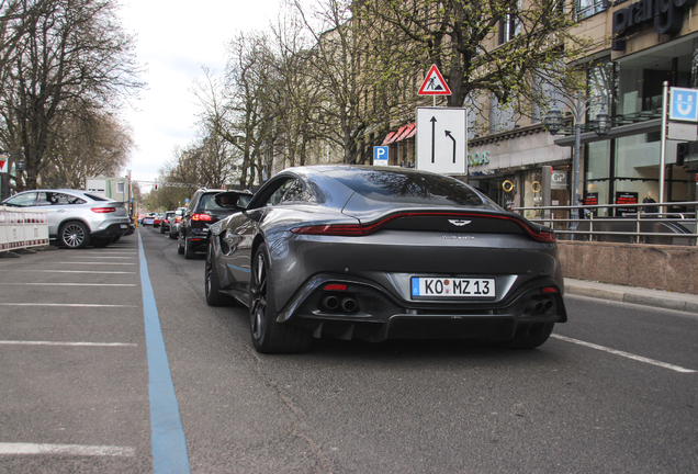 Aston Martin V8 Vantage 2018