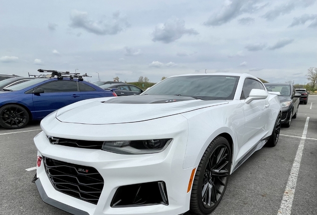 Chevrolet Camaro ZL1 2016