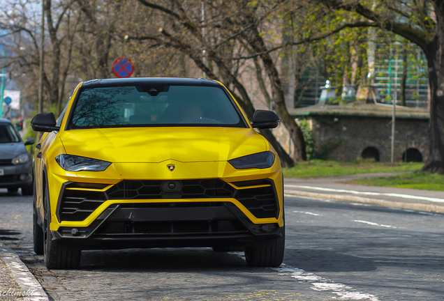 Lamborghini Urus