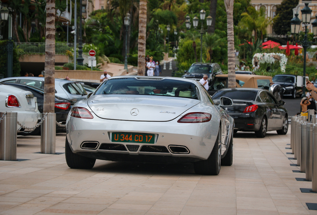 Mercedes-Benz SLS AMG