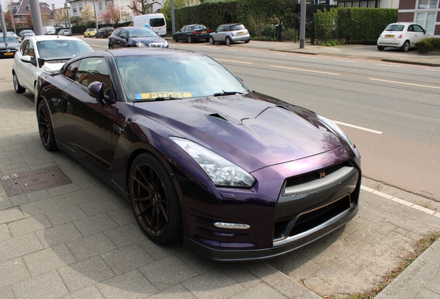 Nissan GT-R 2013