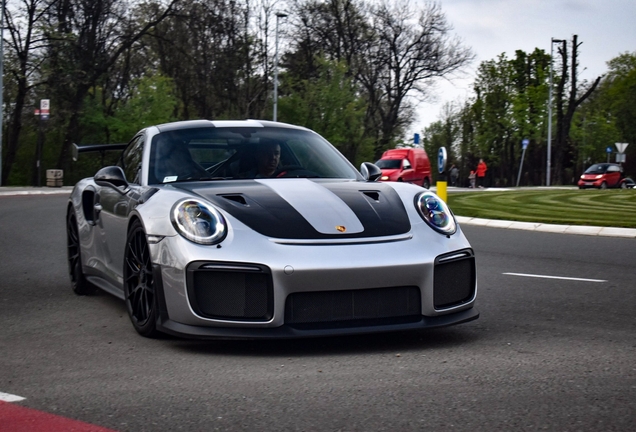 Porsche 991 GT2 RS Weissach Package