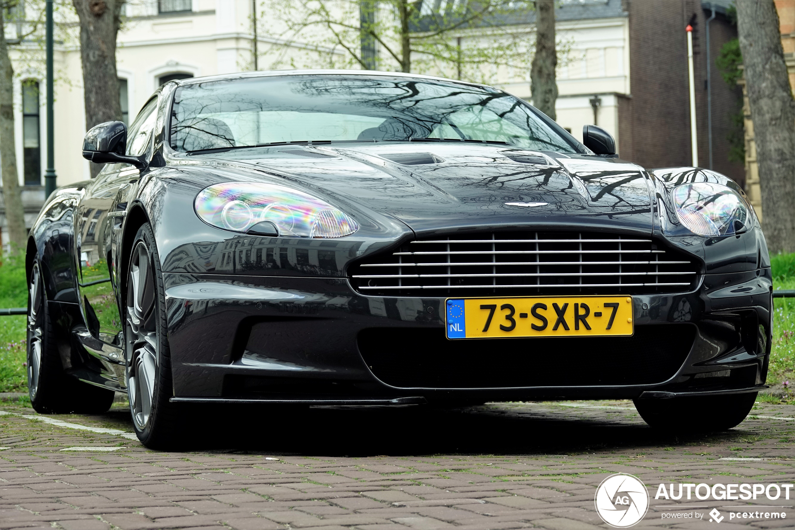 Aston Martin DBS