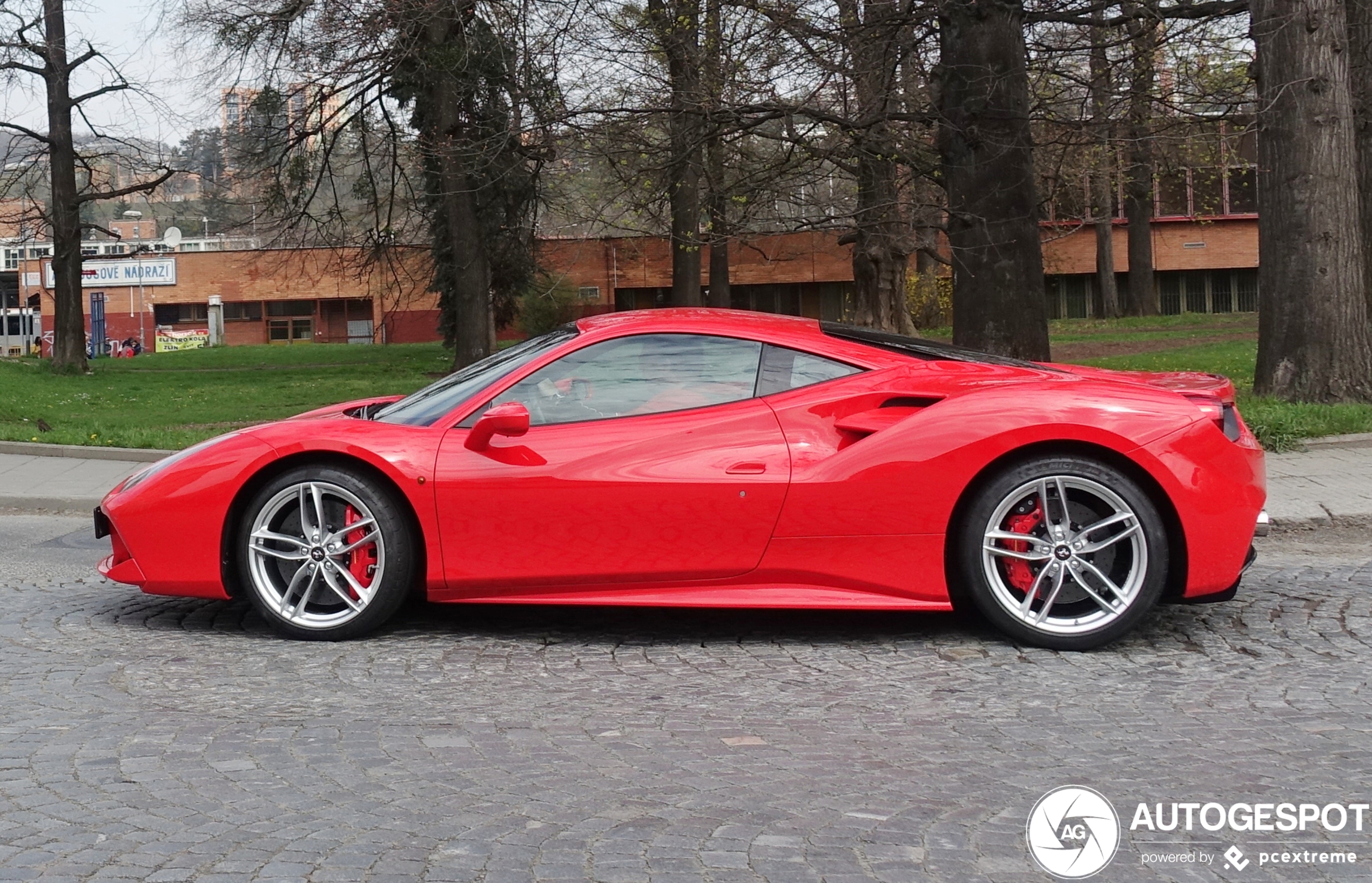 Ferrari 488 GTB