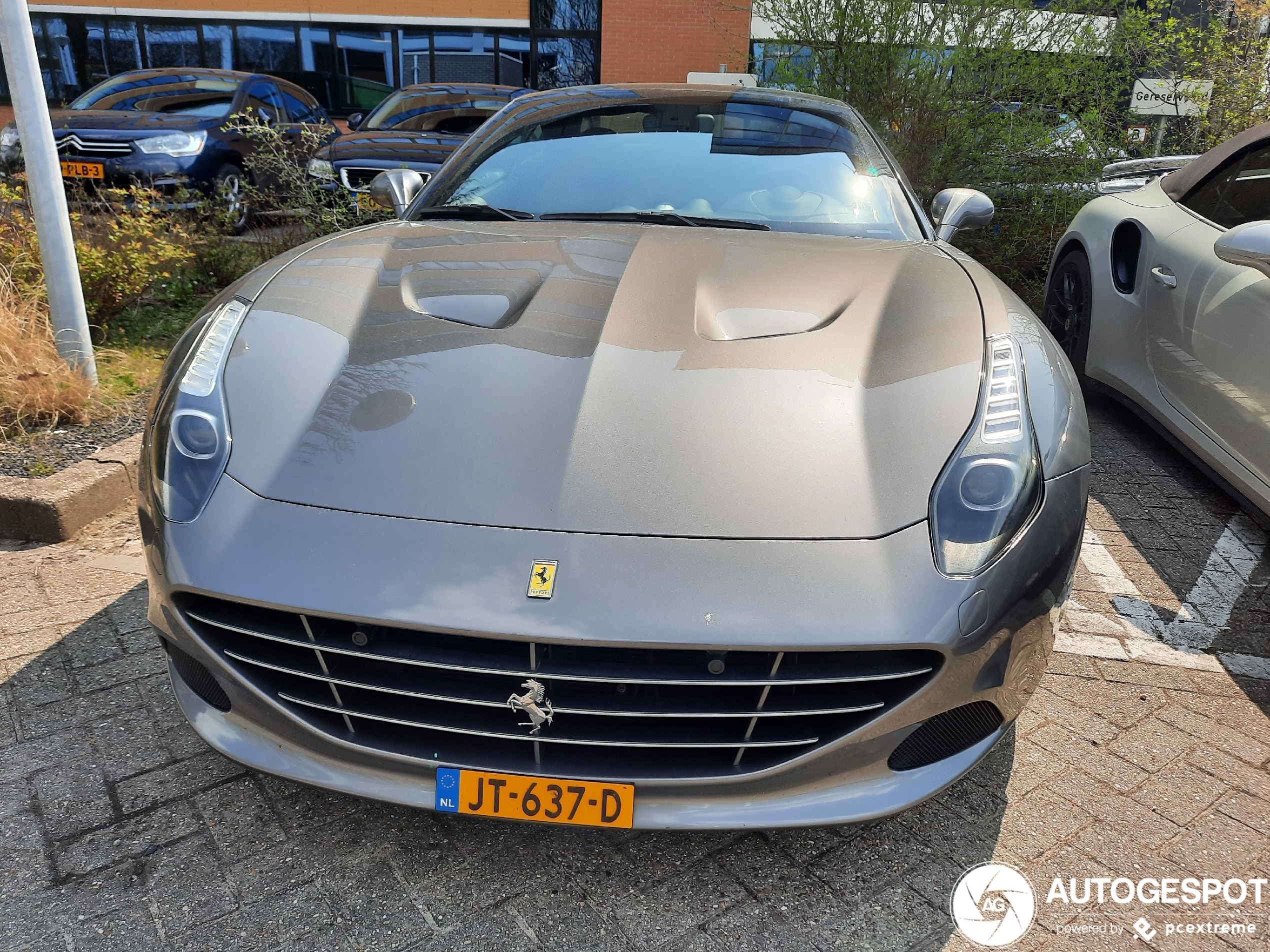 Ferrari California T