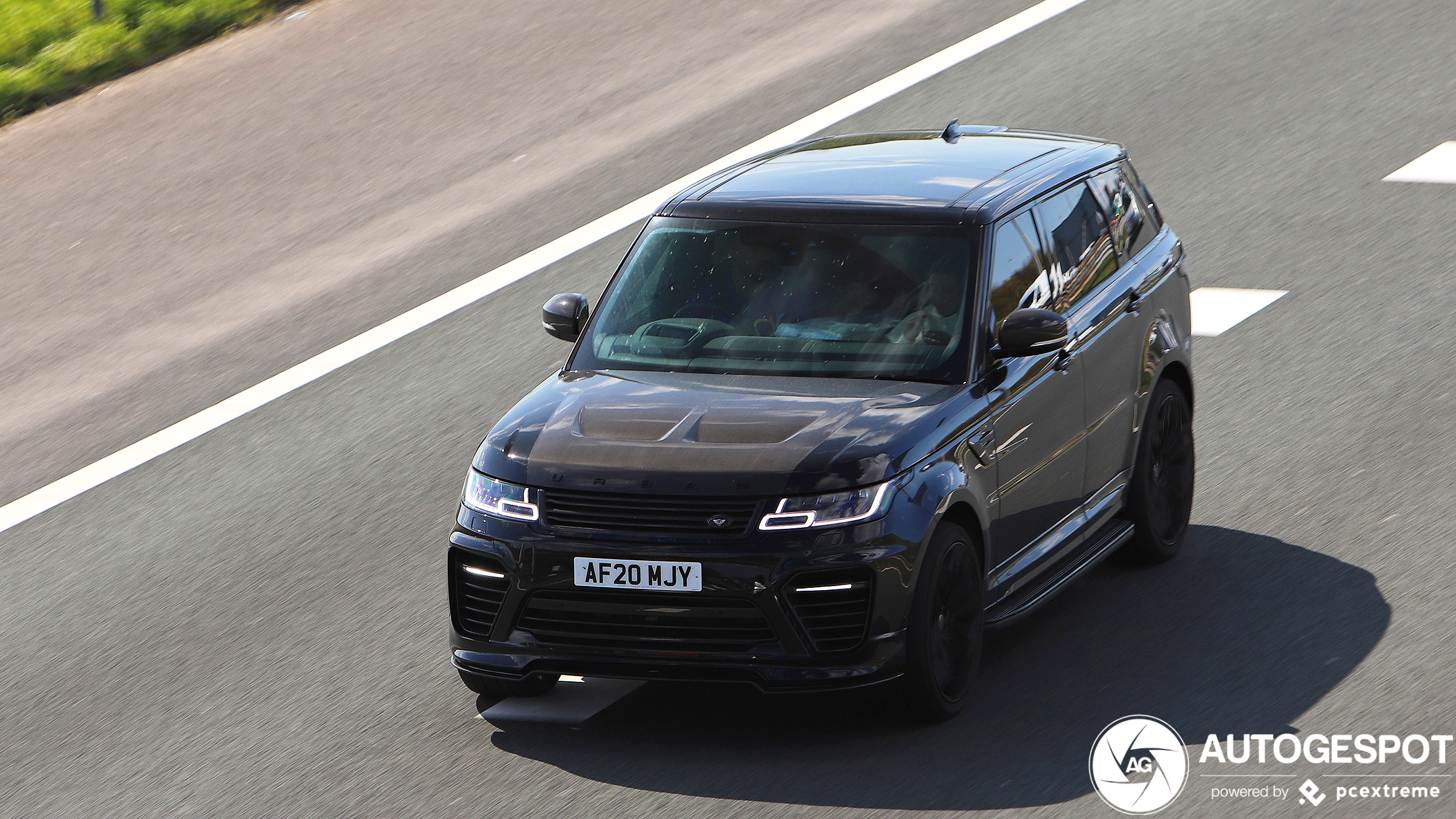 Land Rover Urban Range Rover Sport SVR 2018