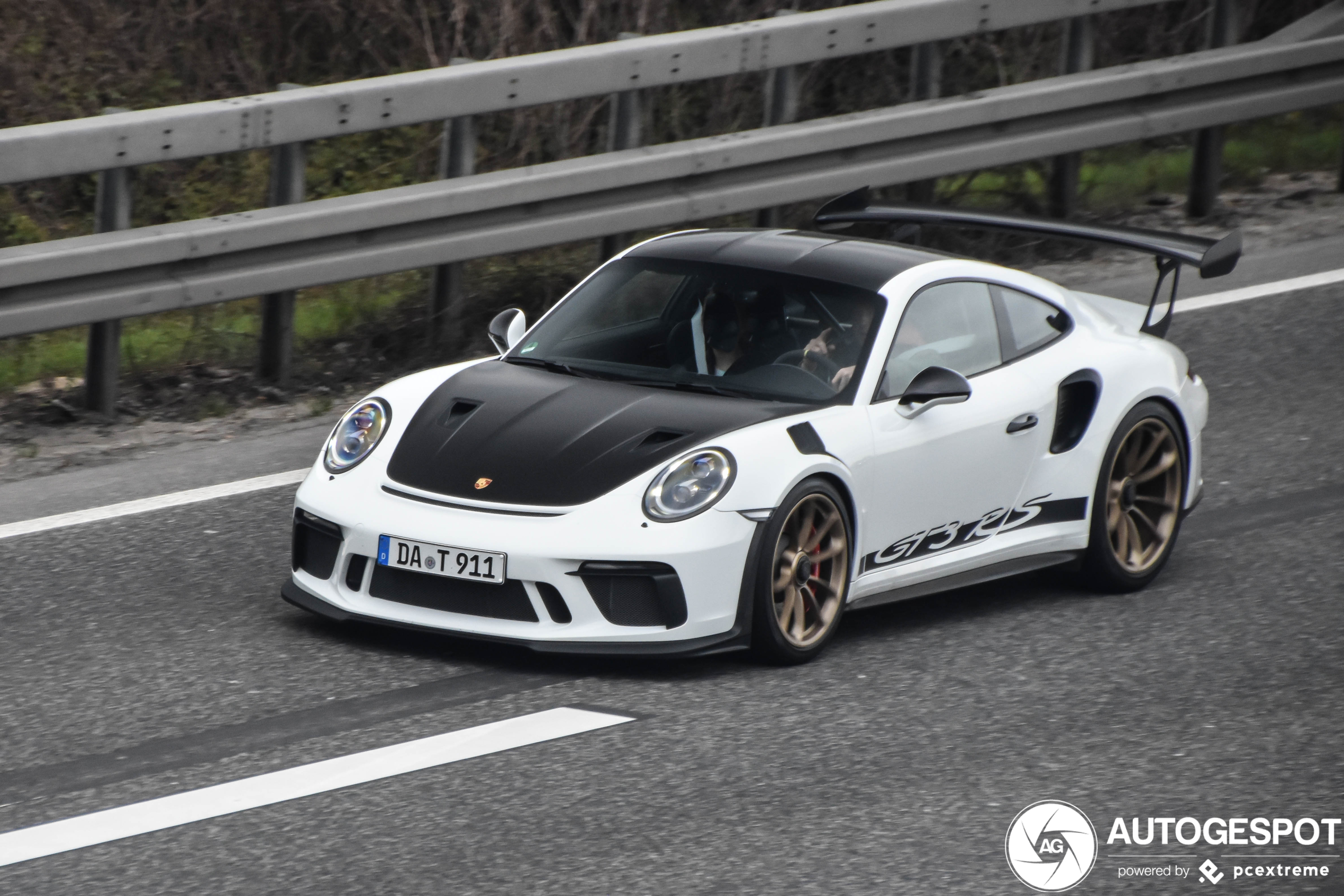 Porsche 991 GT3 RS MkII Weissach Package