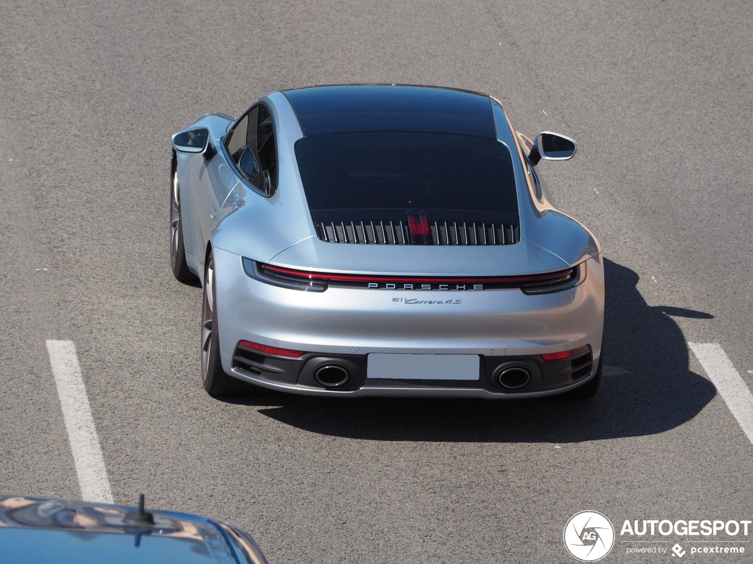 Porsche 992 Carrera 4S