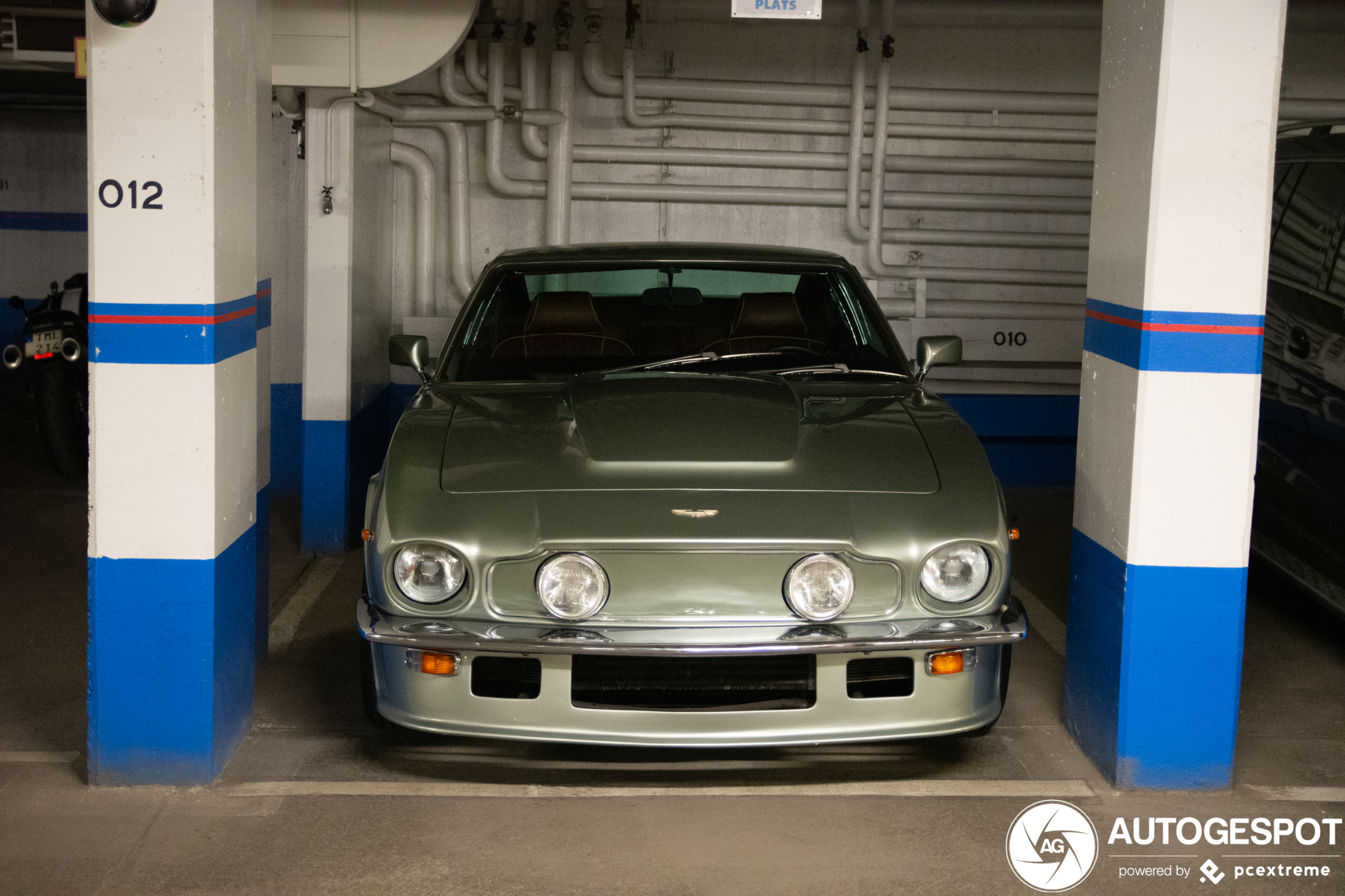 Aston Martin V8 Vantage 1977-1989