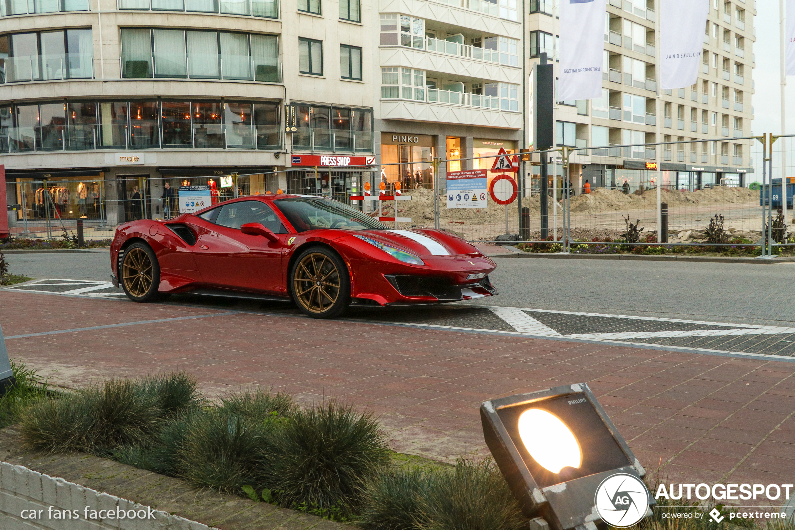 Ferrari 488 Pista