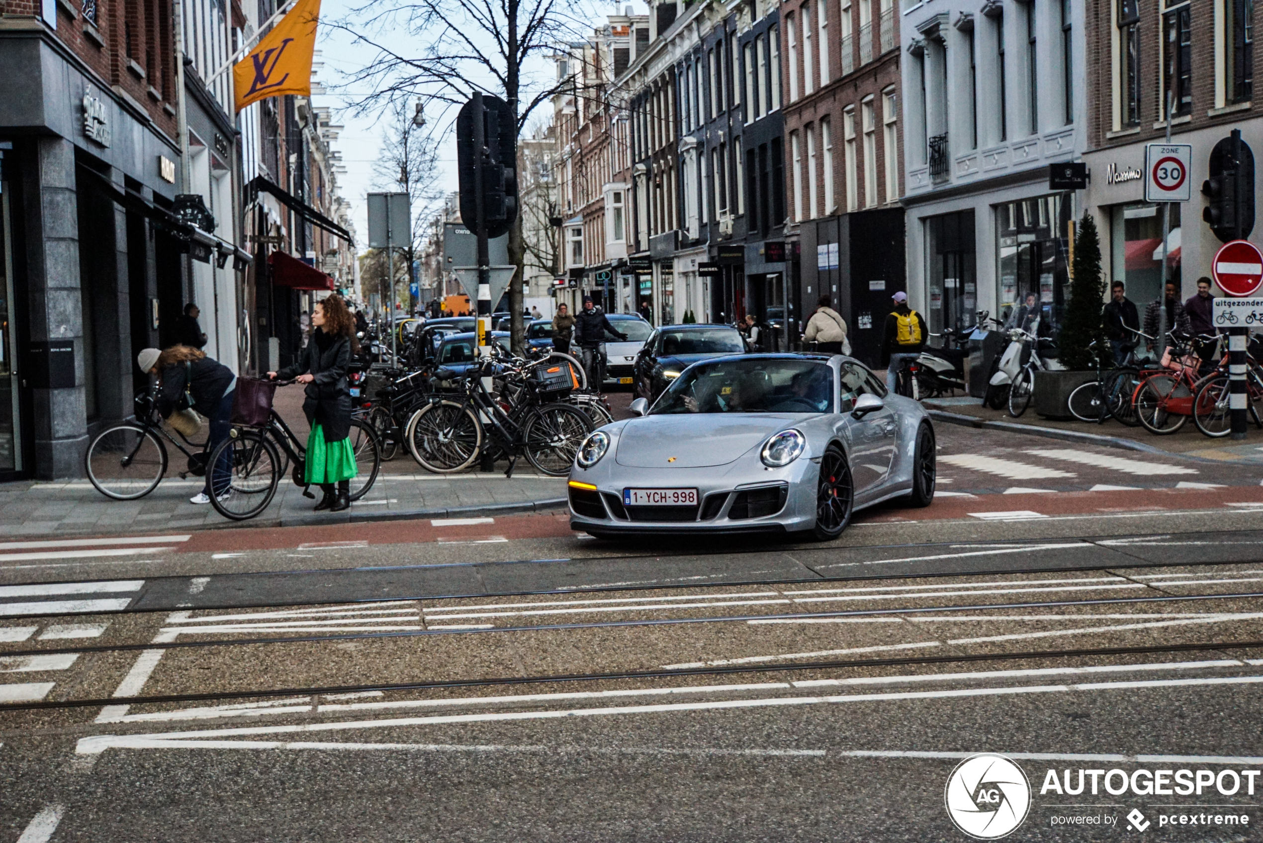 Porsche 991 Carrera GTS MkII