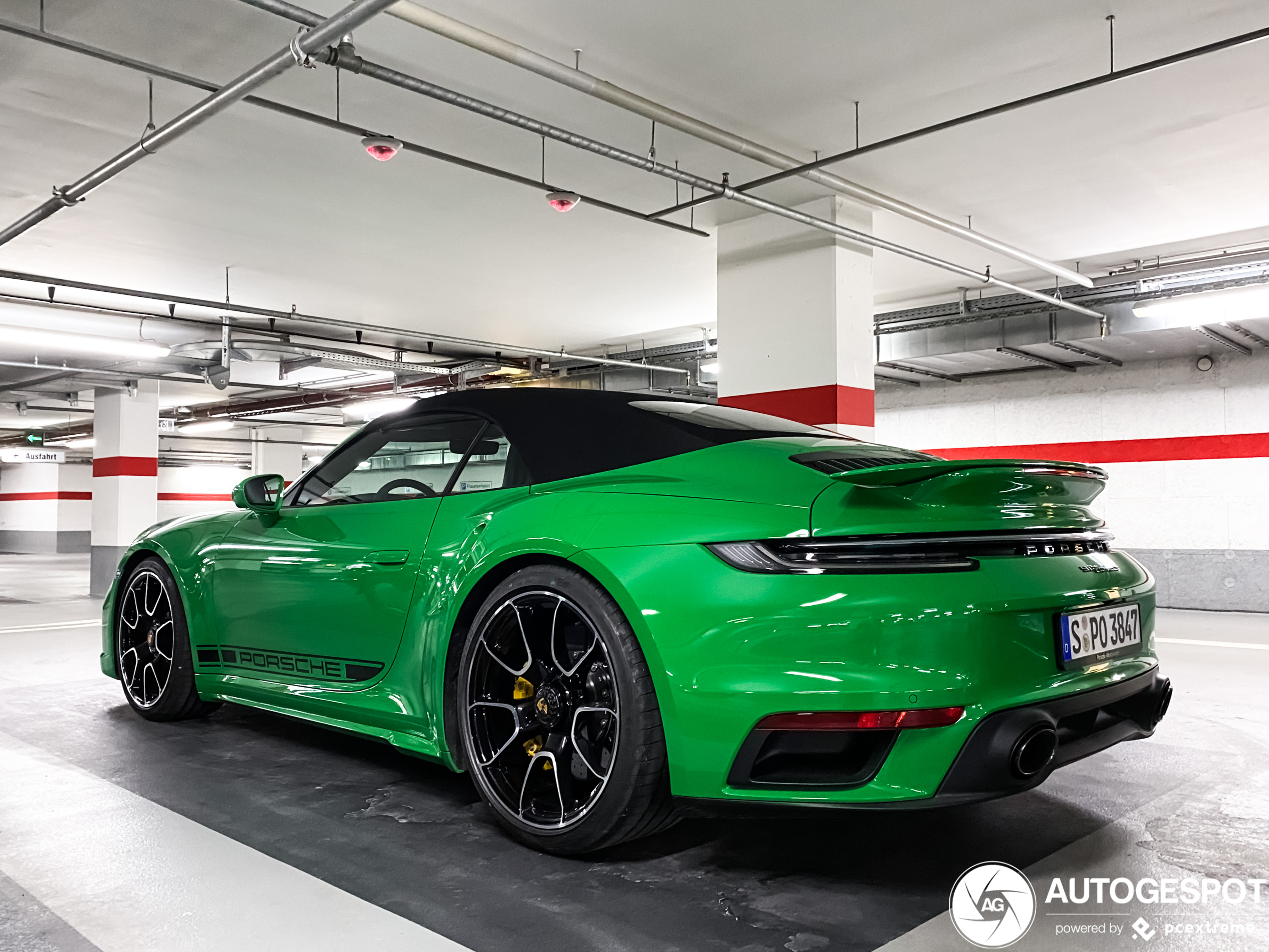 Porsche 992 Turbo S Cabriolet