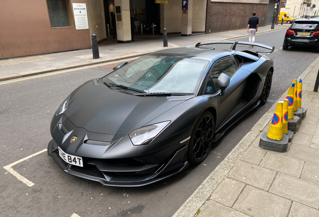 Lamborghini Aventador LP770-4 SVJ Roadster