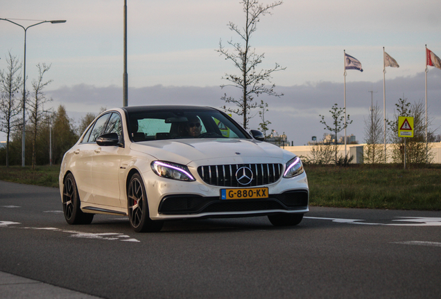 Mercedes-AMG C 63 S W205