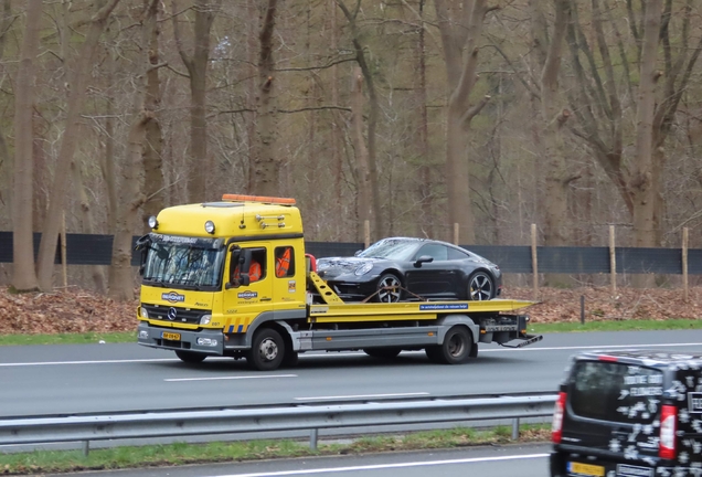 Porsche 992 Carrera 4S