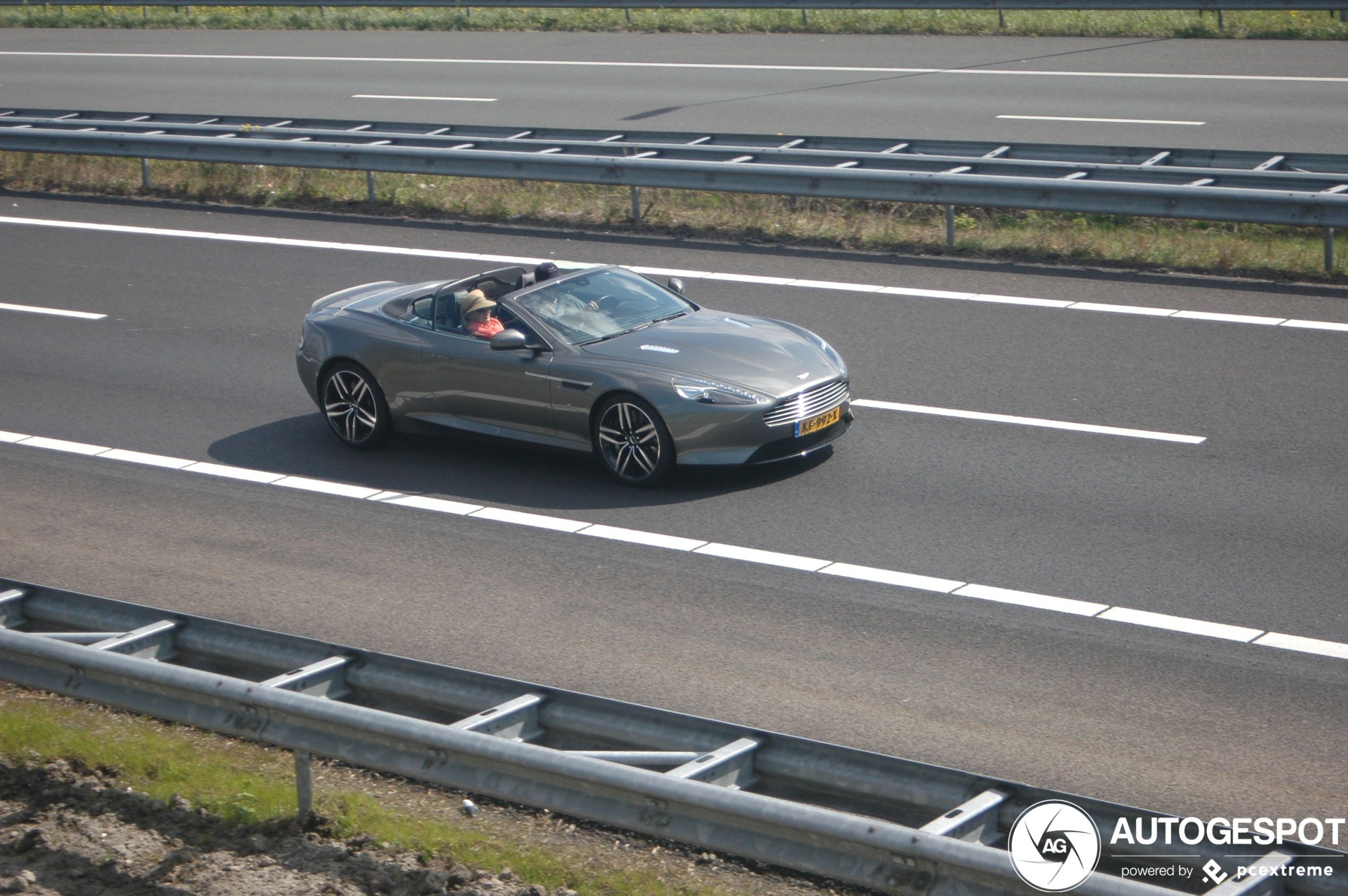 Aston Martin DB9 GT Volante 2016