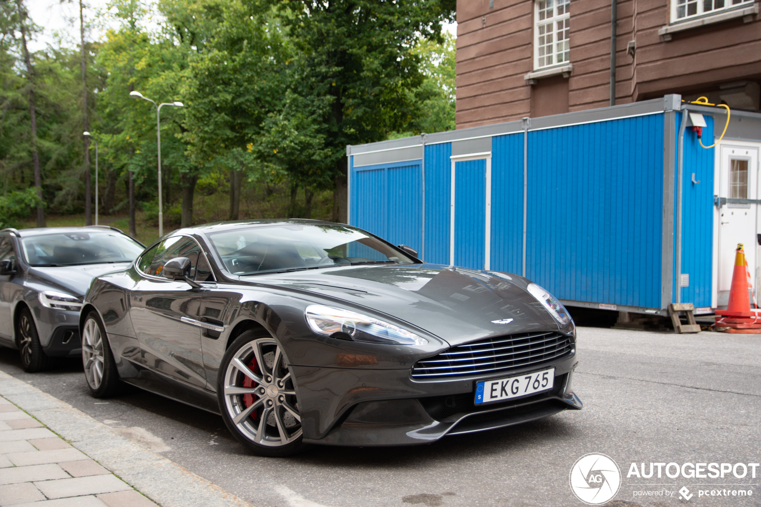 Aston Martin Vanquish 2013