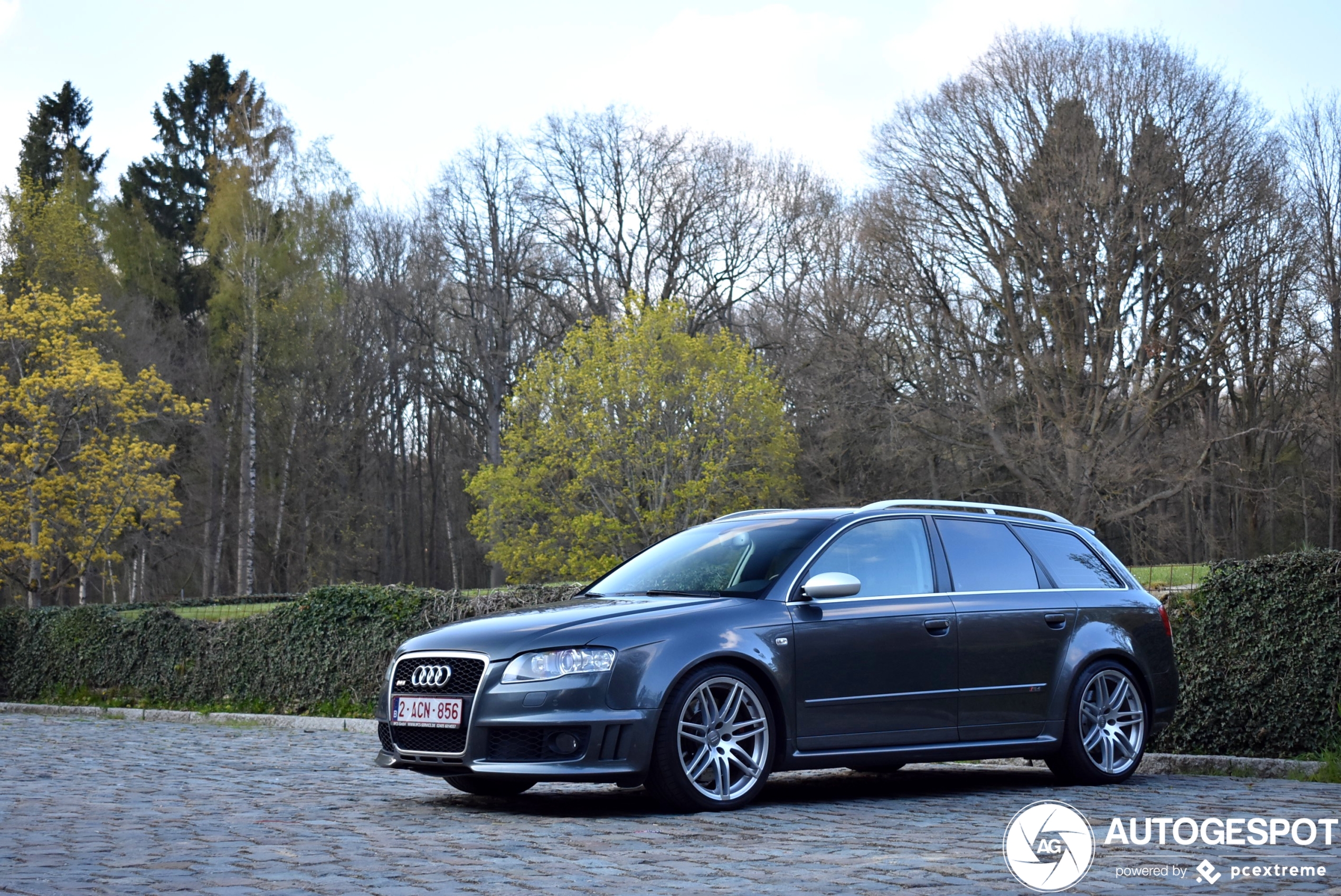 Audi RS4 Avant B7