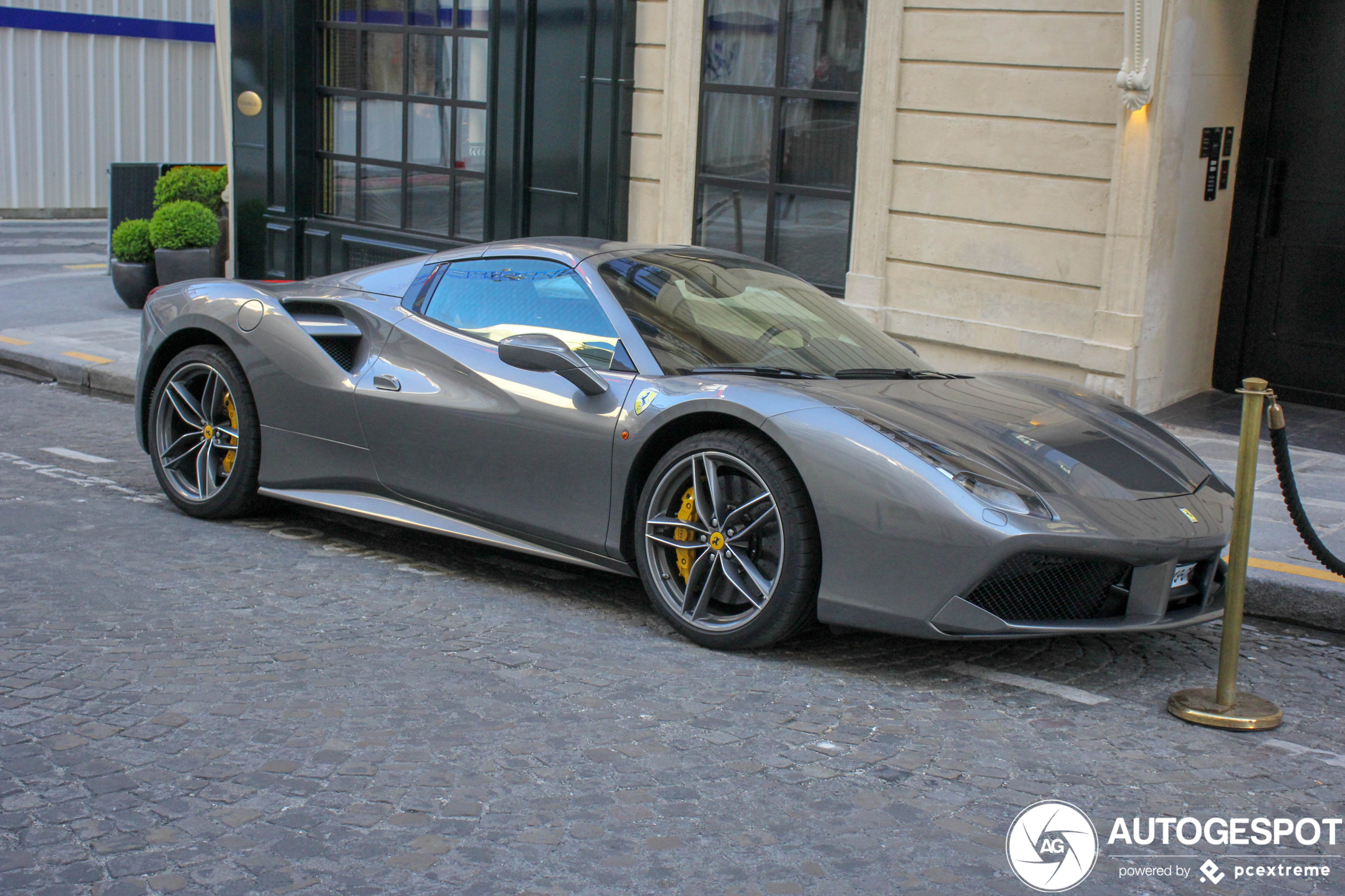 Ferrari 488 Spider