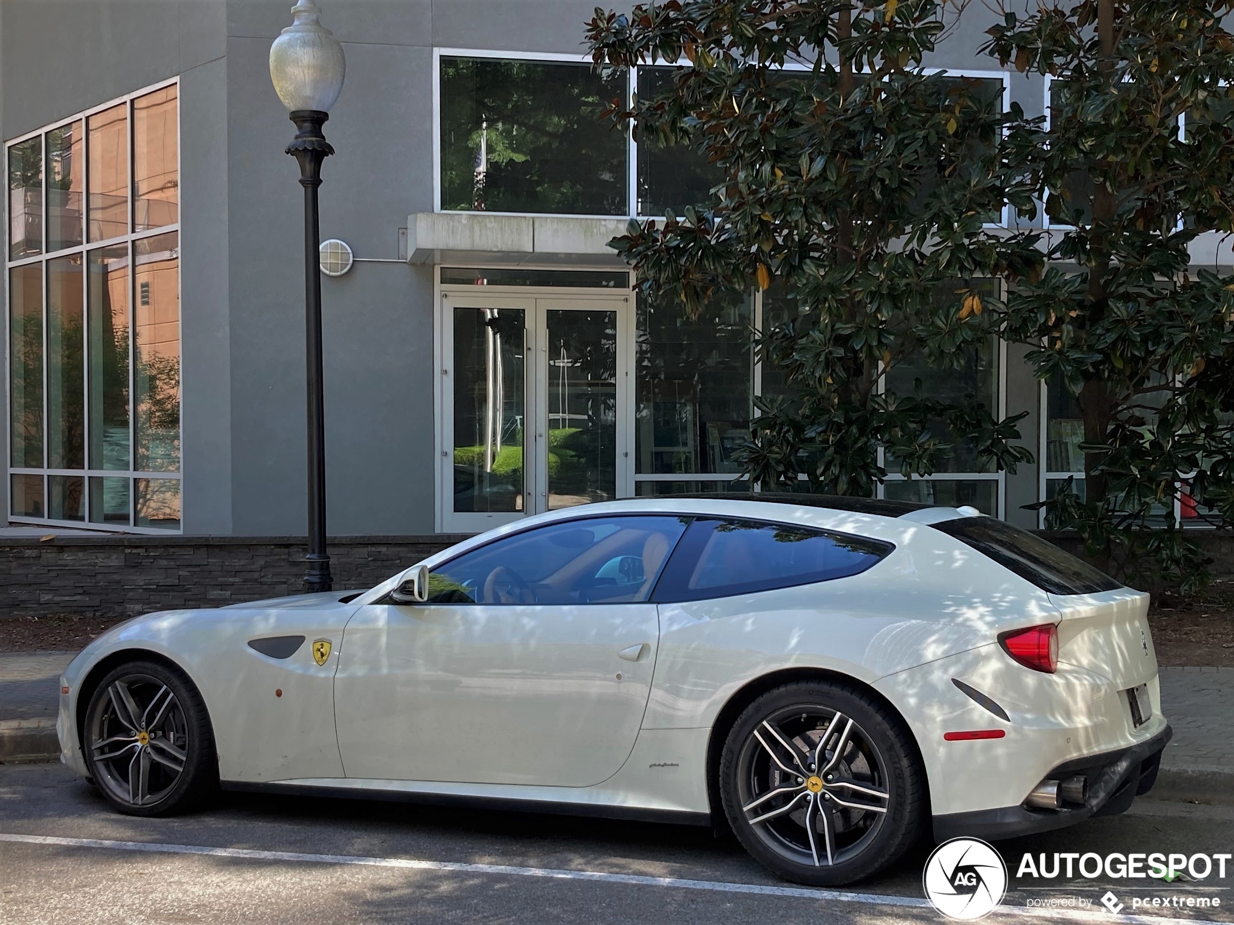 Ferrari FF