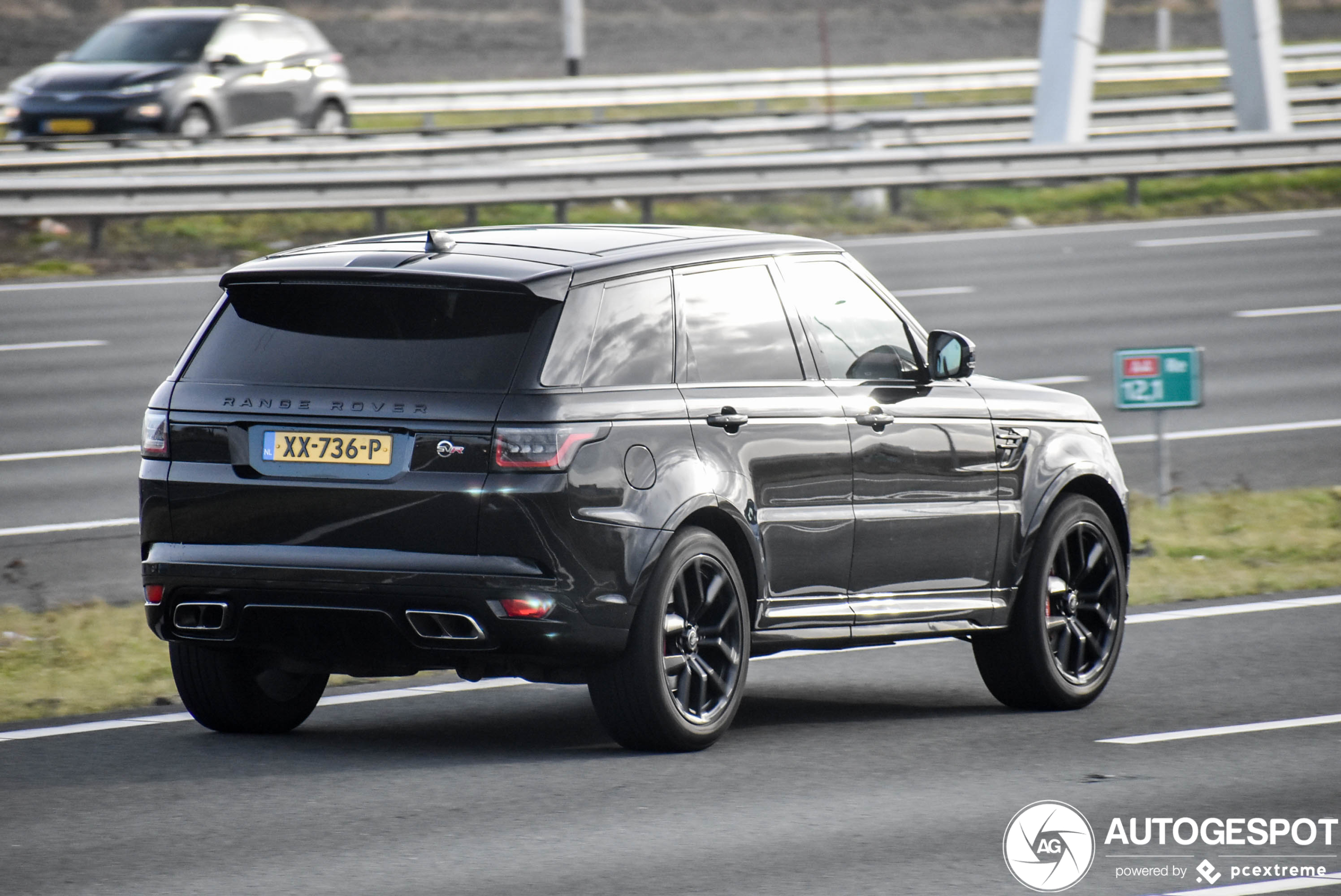 Land Rover Range Rover Sport SVR 2018