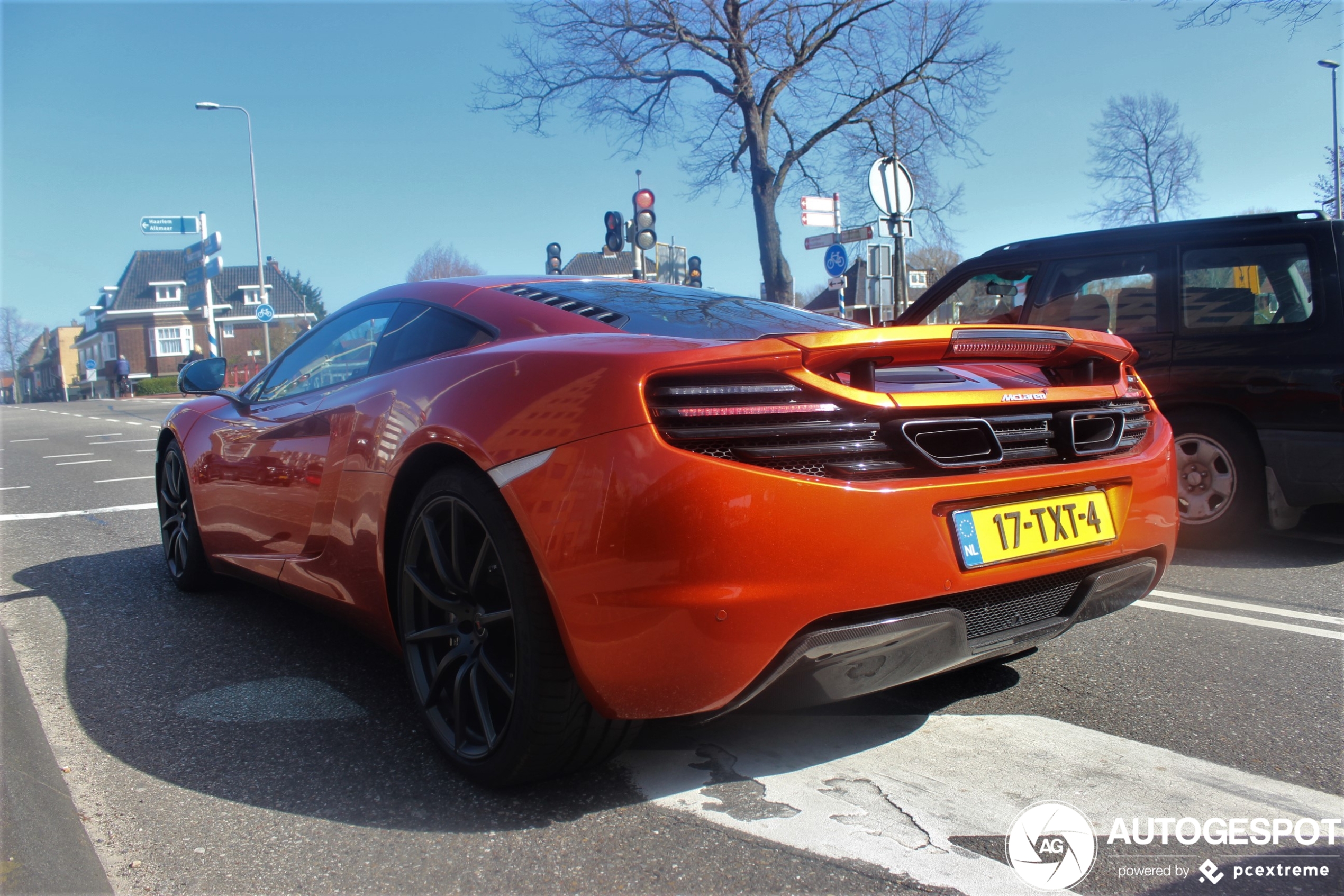 McLaren 12C