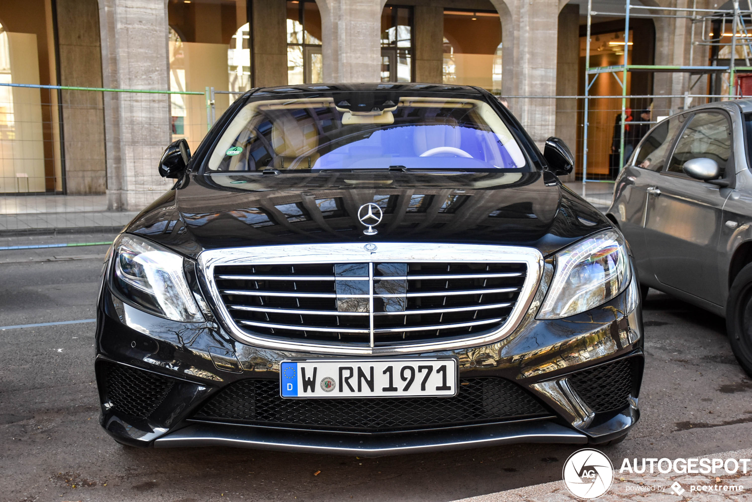 Mercedes-Benz S 63 AMG V222